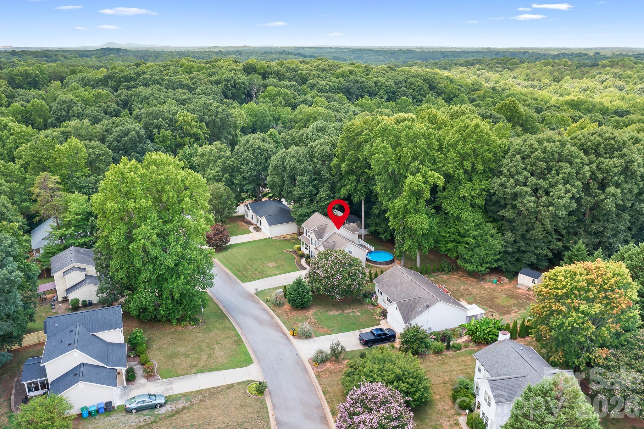 142 Valley Glen Drive — Troutman