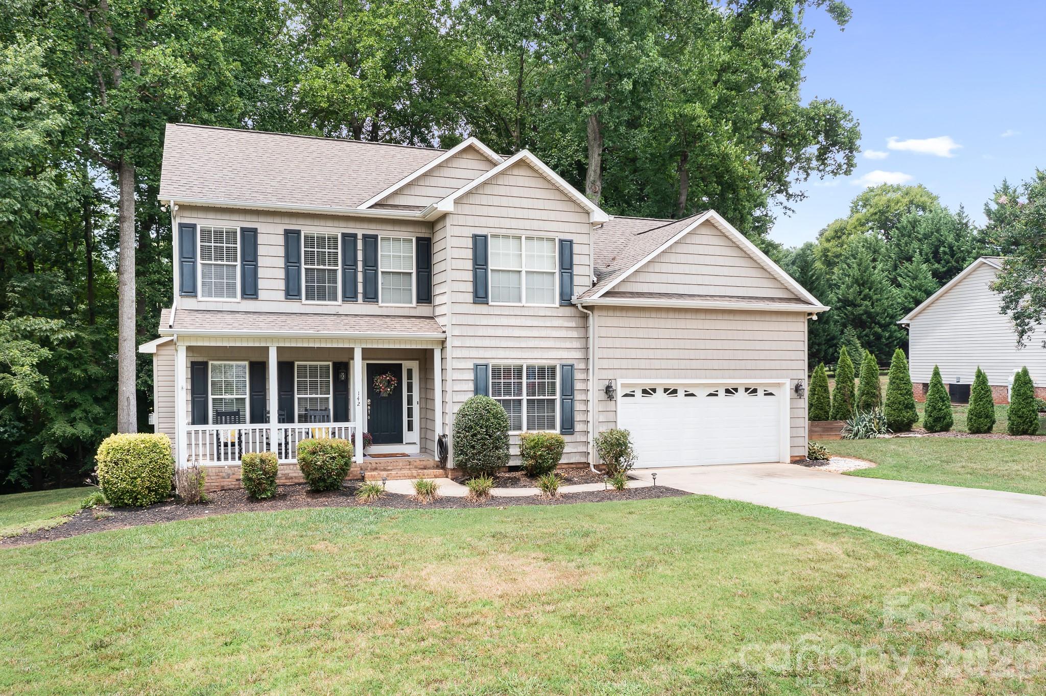 142 Valley Glen Drive — Troutman