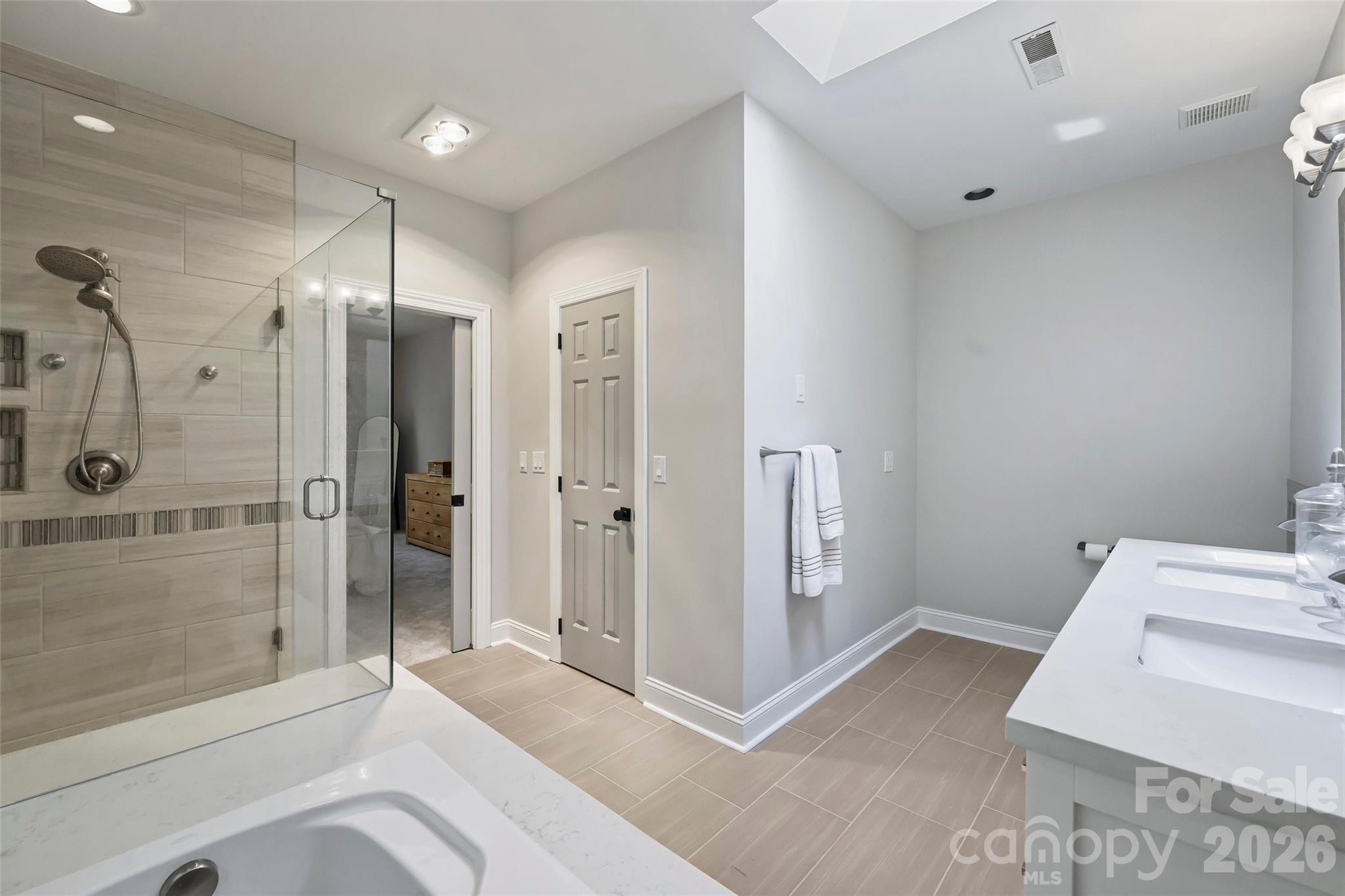 7701 Walthall Court — Charlotte