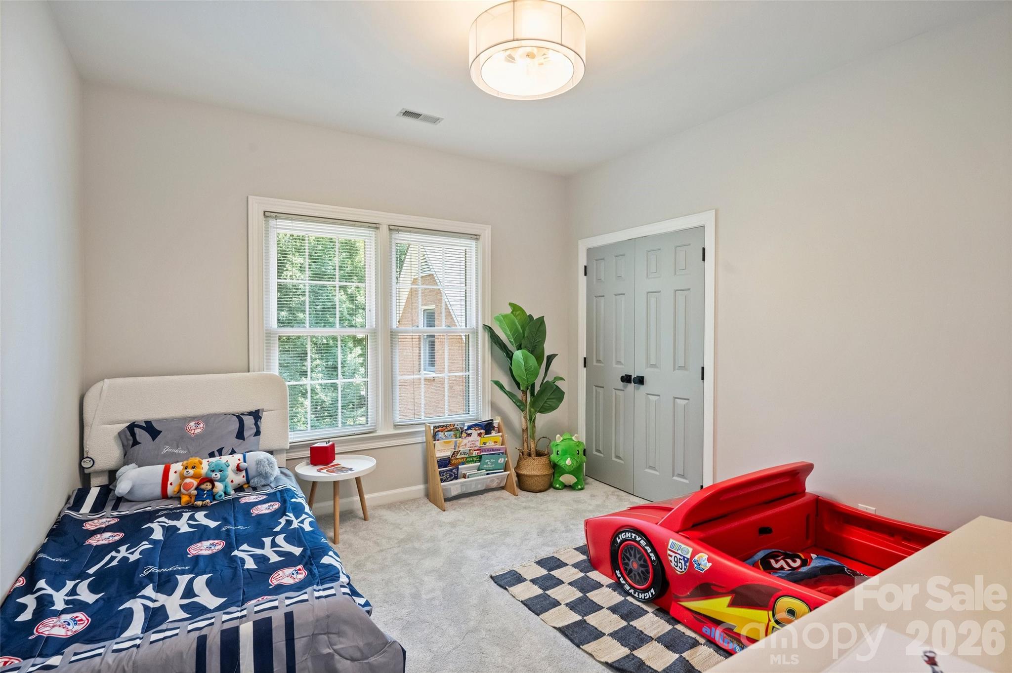 7701 Walthall Court — Charlotte