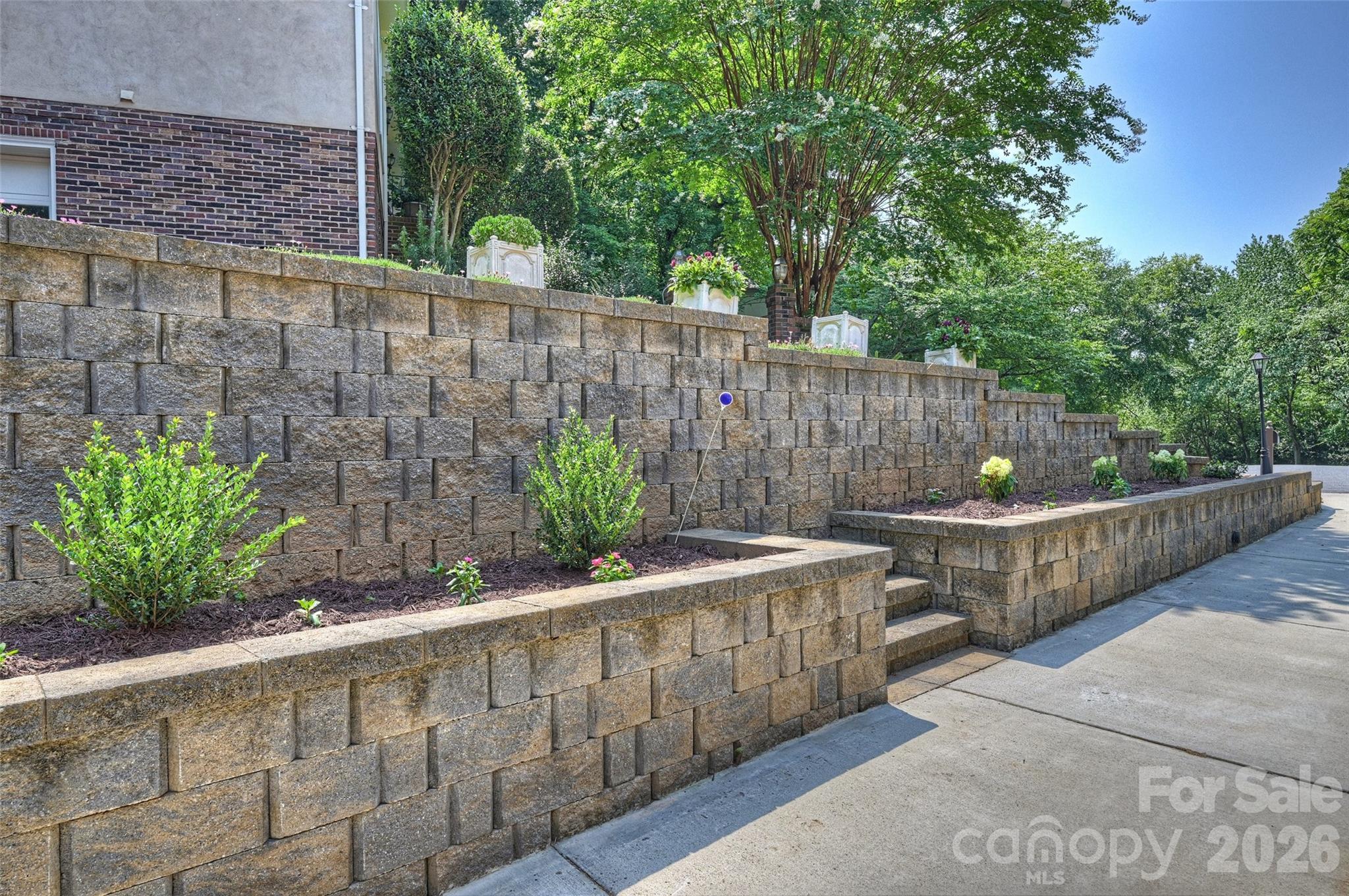 7701 Walthall Court — Charlotte