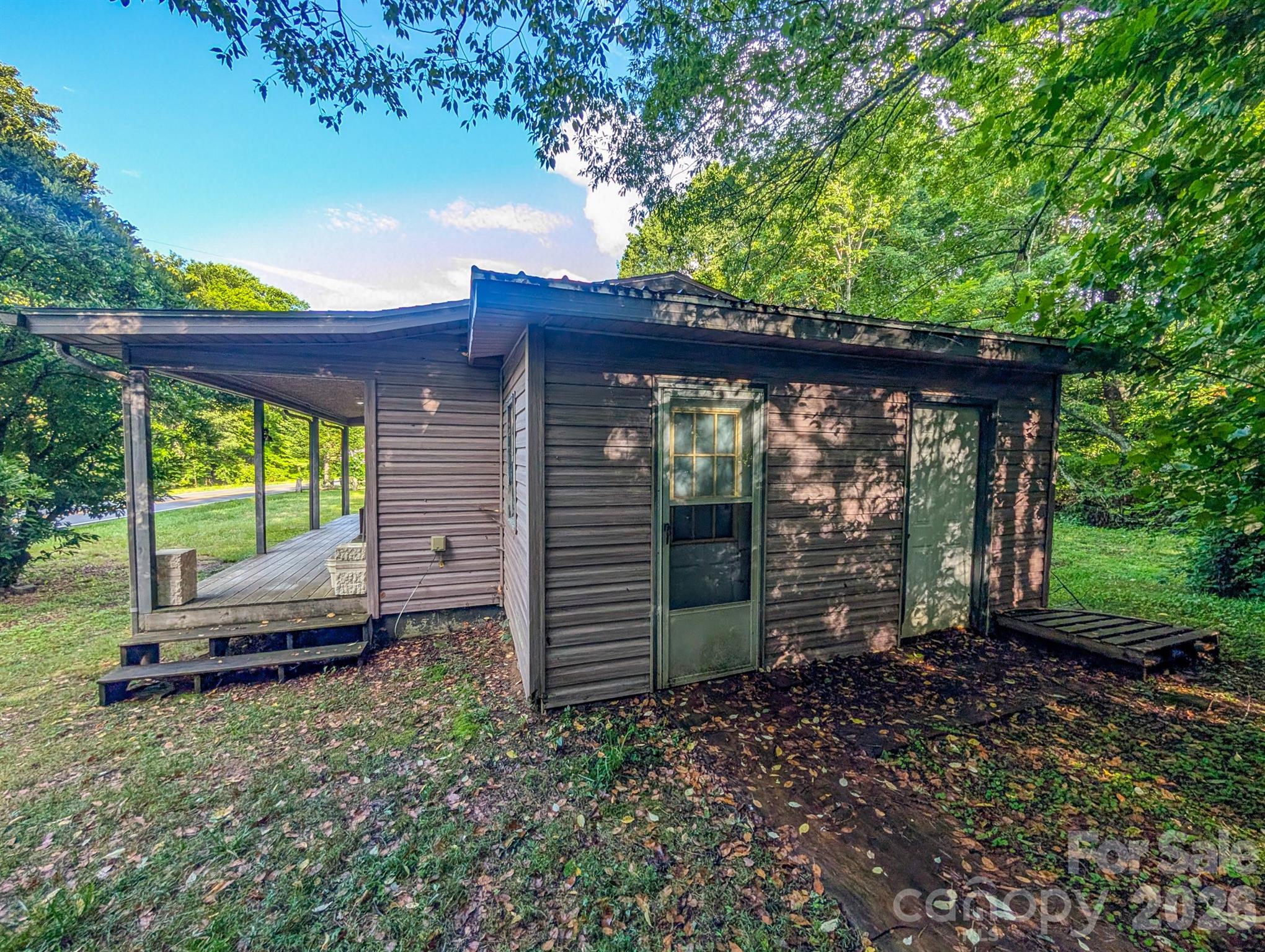 172 Lower Browns Creek Road — Burnsville