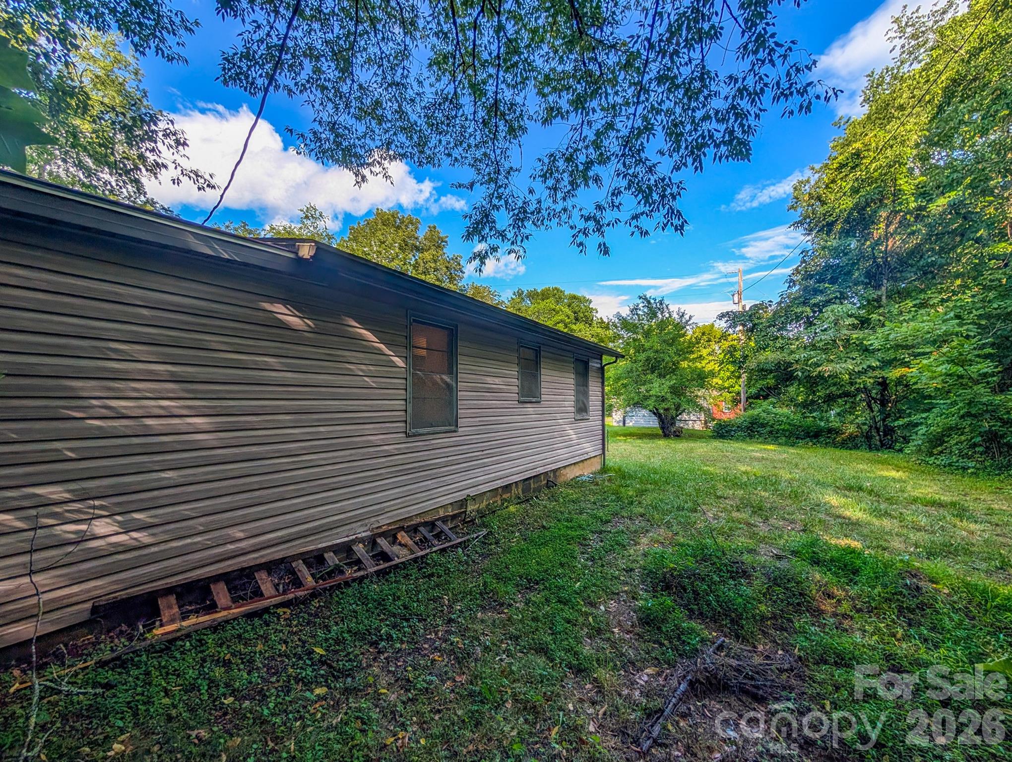 172 Lower Browns Creek Road — Burnsville