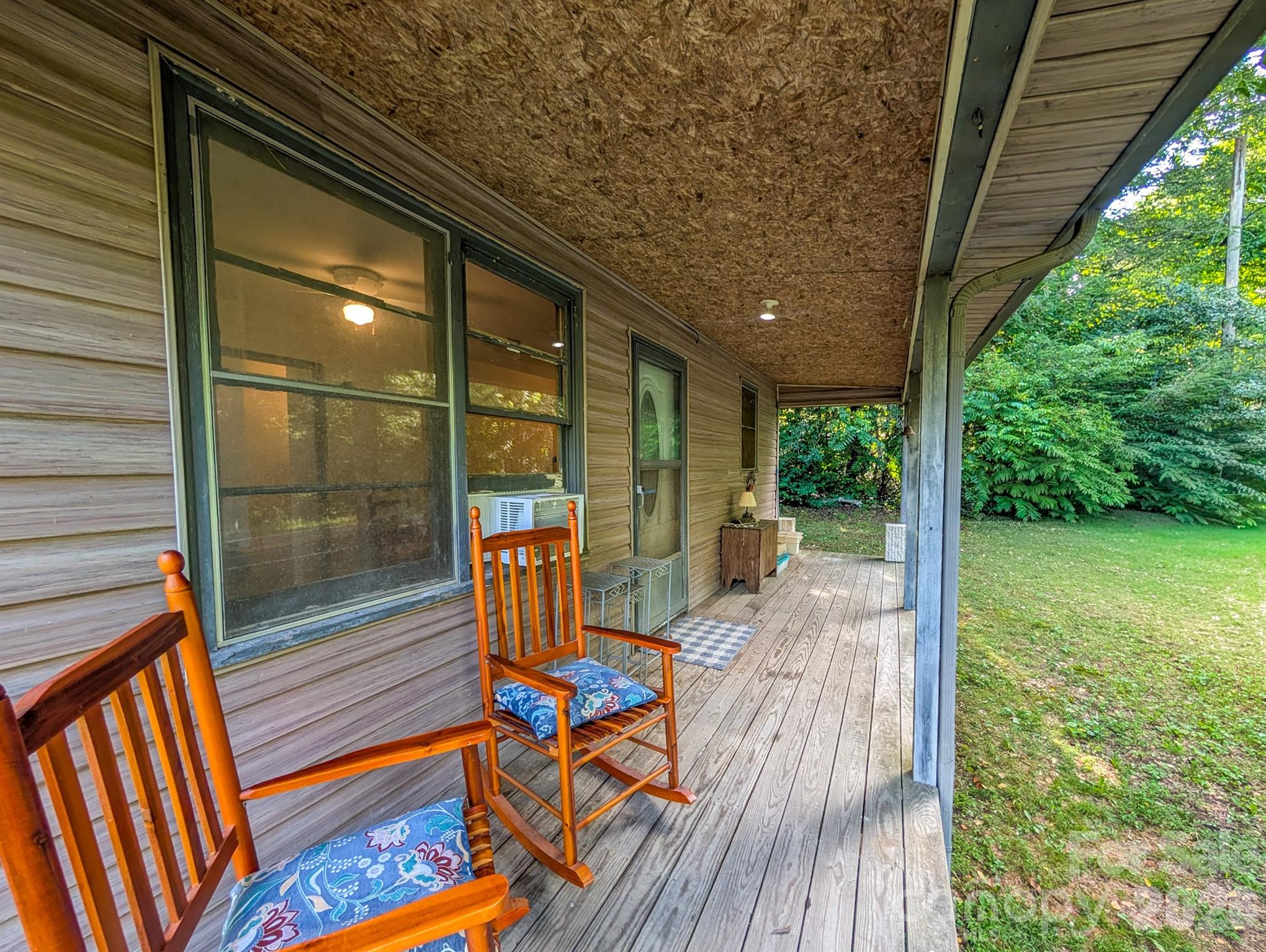 172 Lower Browns Creek Road — Burnsville