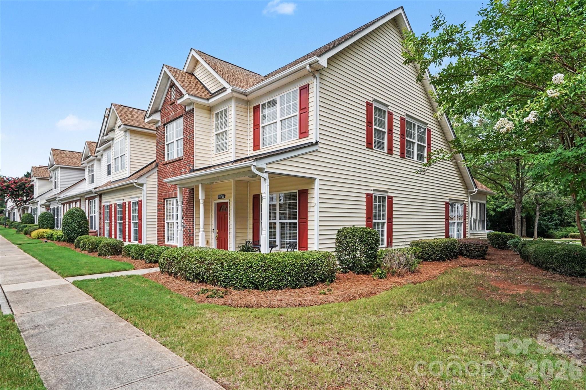 10729 Yellow Tail Court — Charlotte