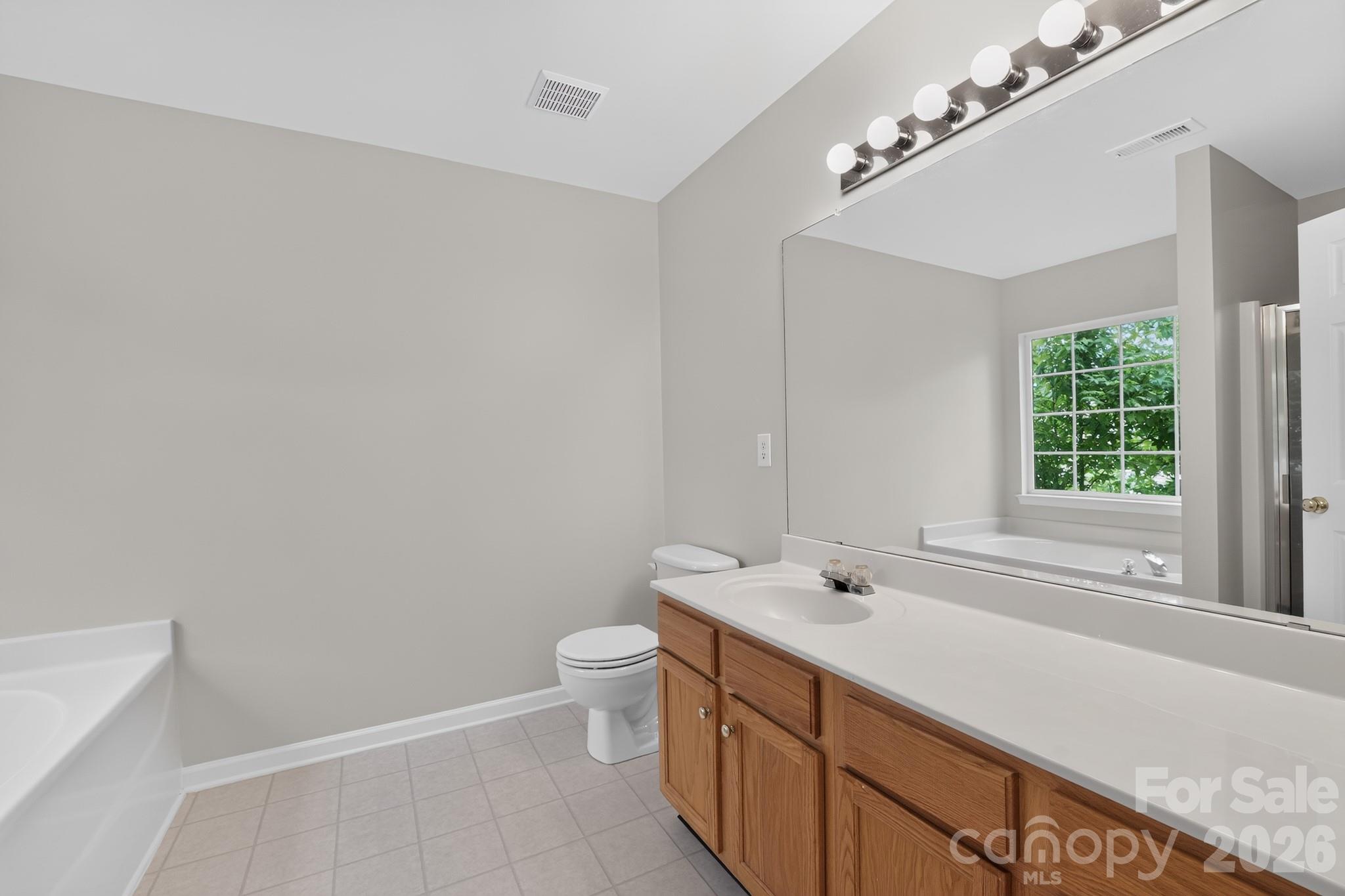 8531 Carolina Lily Lane — Charlotte