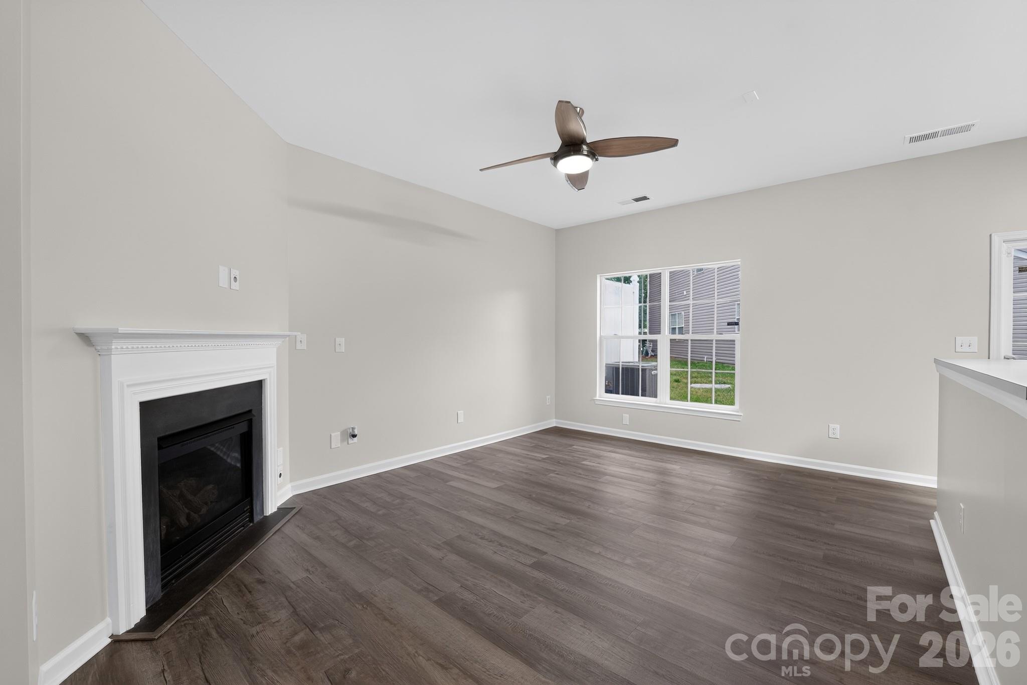 8531 Carolina Lily Lane — Charlotte