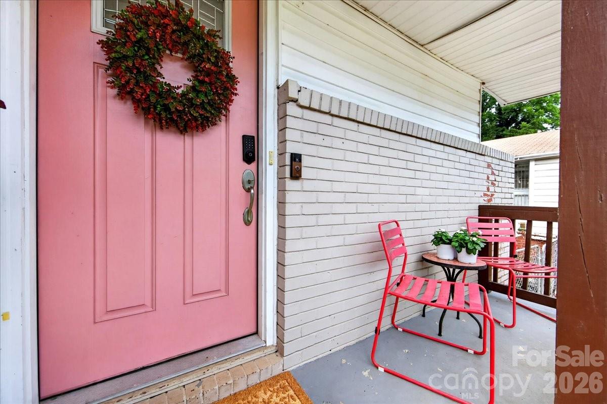 1725 Jennings Street — Charlotte