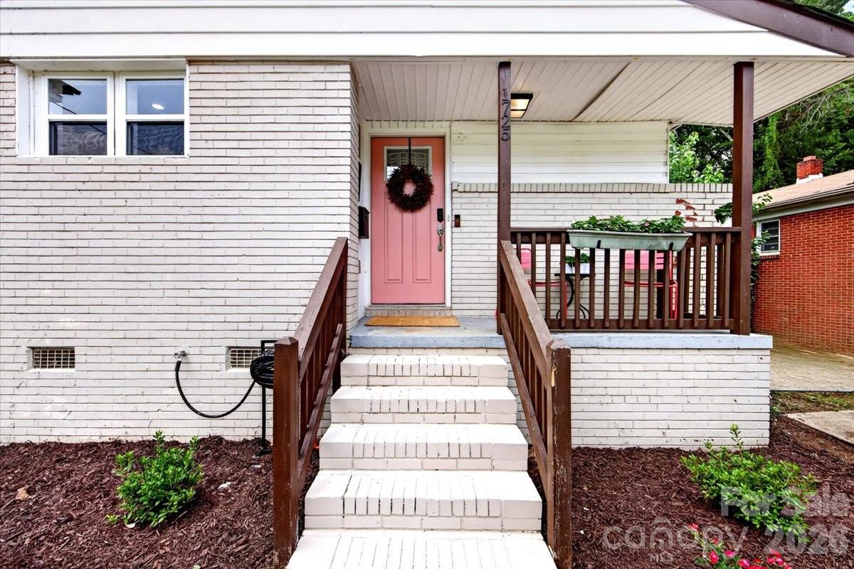 1725 Jennings Street — Charlotte