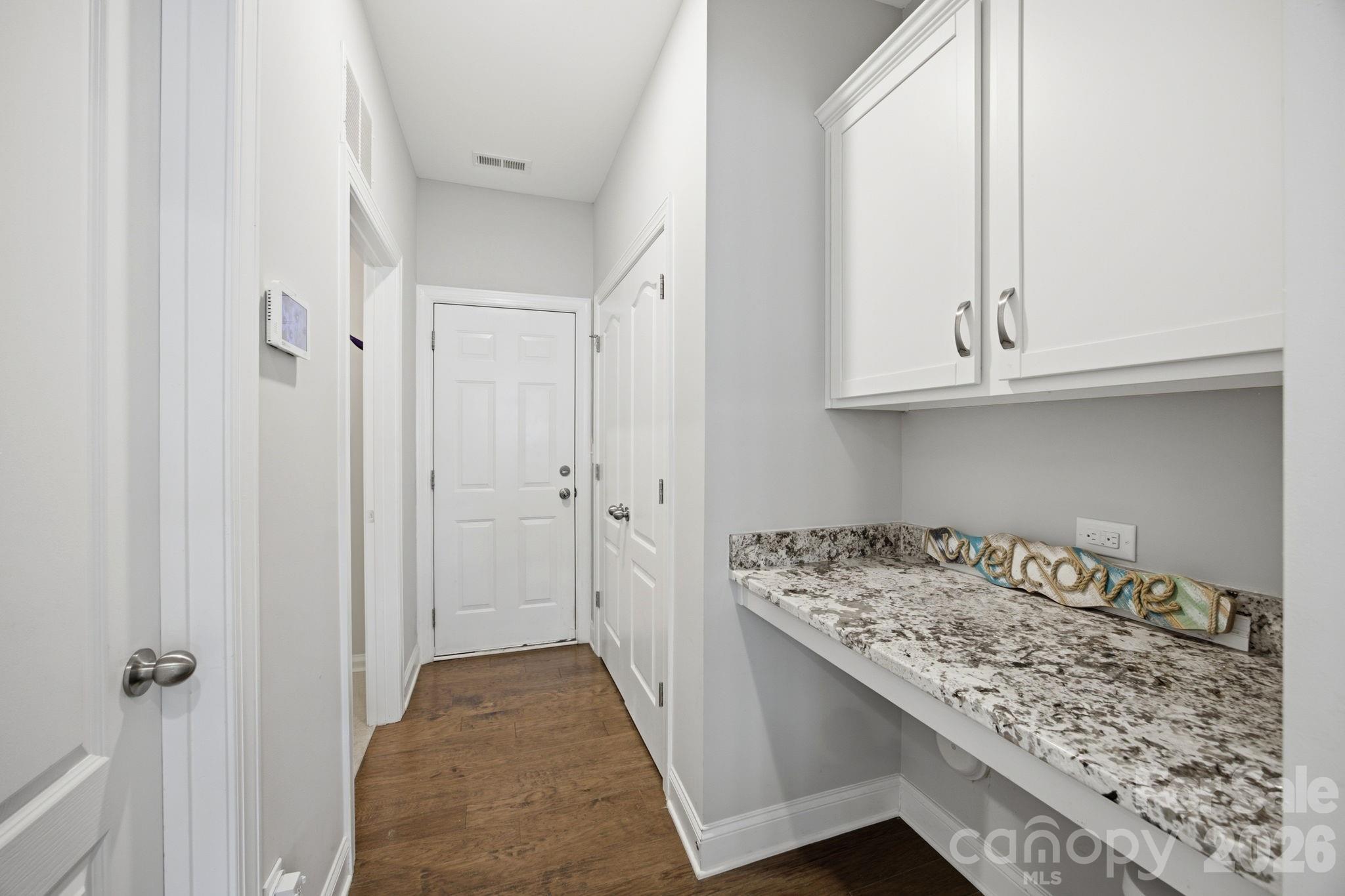 7529 Slieveroe Court — Huntersville