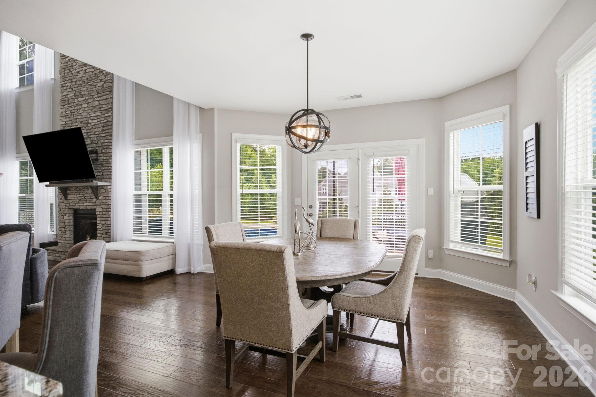 7529 Slieveroe Court — Huntersville