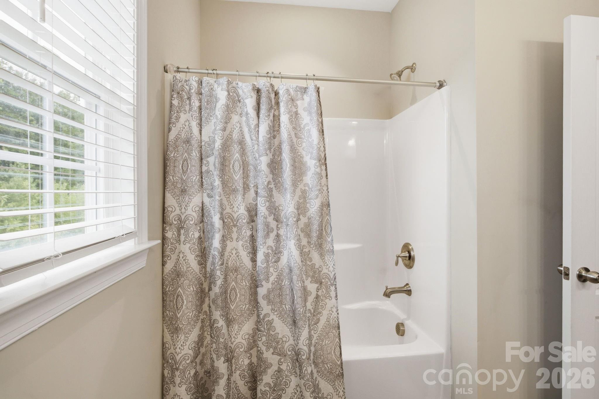7529 Slieveroe Court — Huntersville