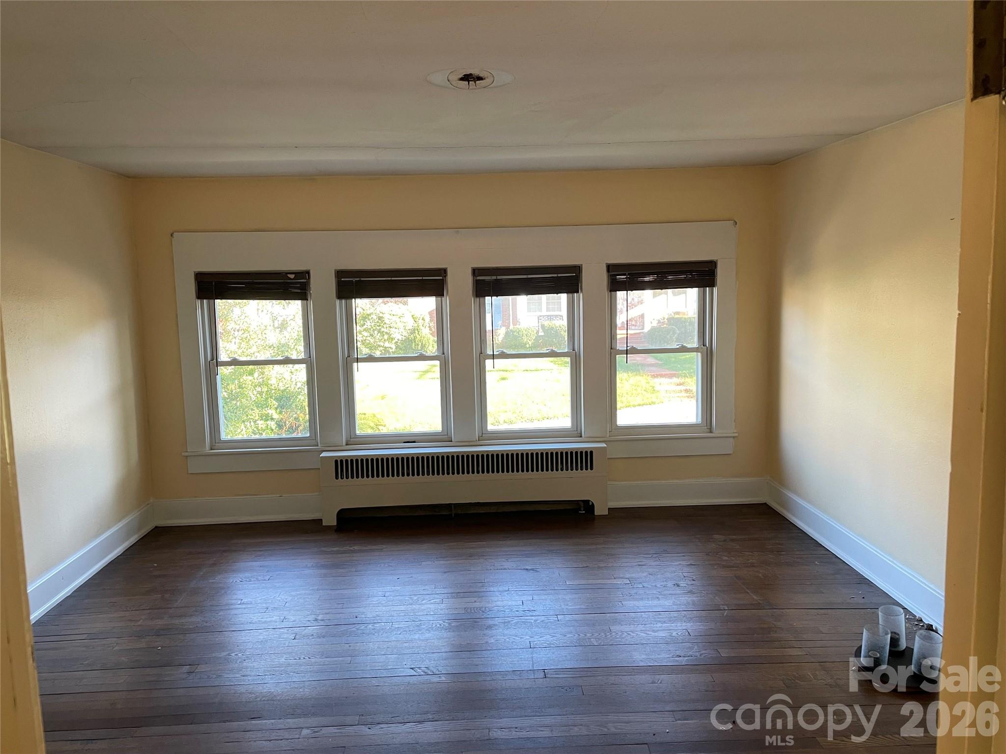 318 Academy Street — Canton