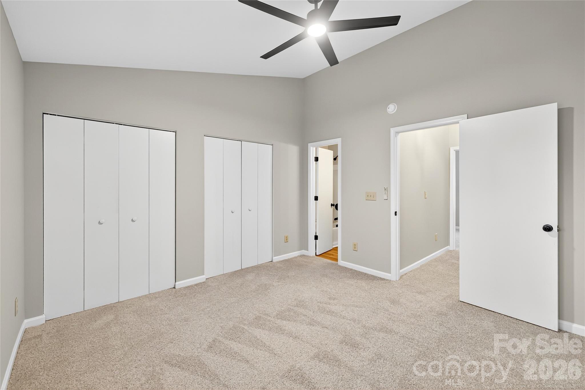 6407 Windsor Gate Lane — Charlotte