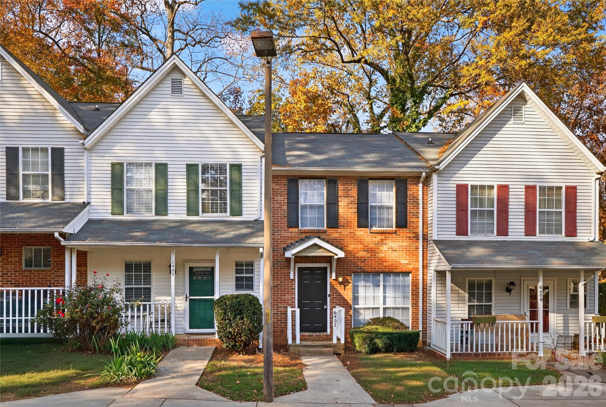 6407 Windsor Gate Lane — Charlotte