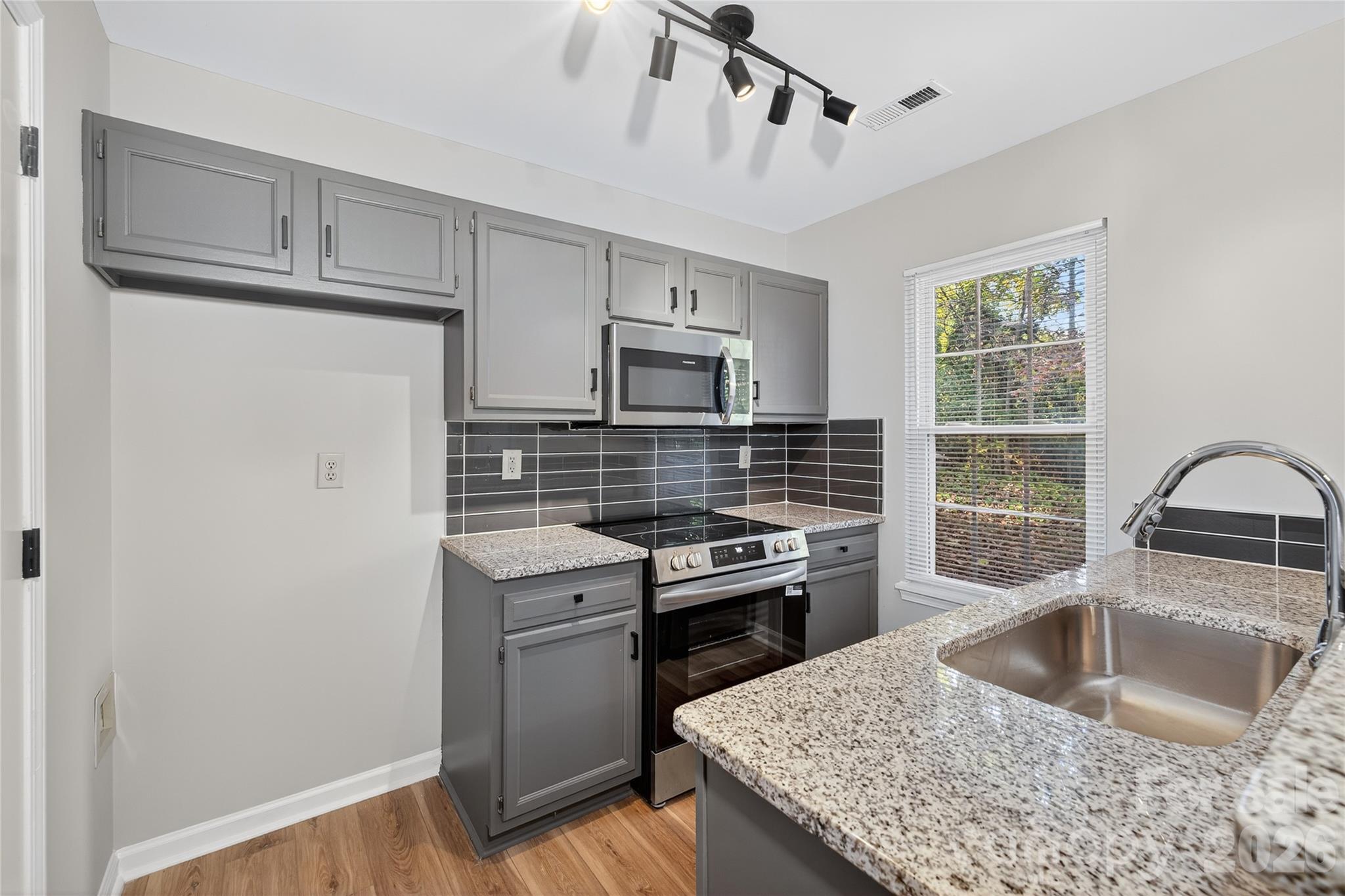 6407 Windsor Gate Lane — Charlotte