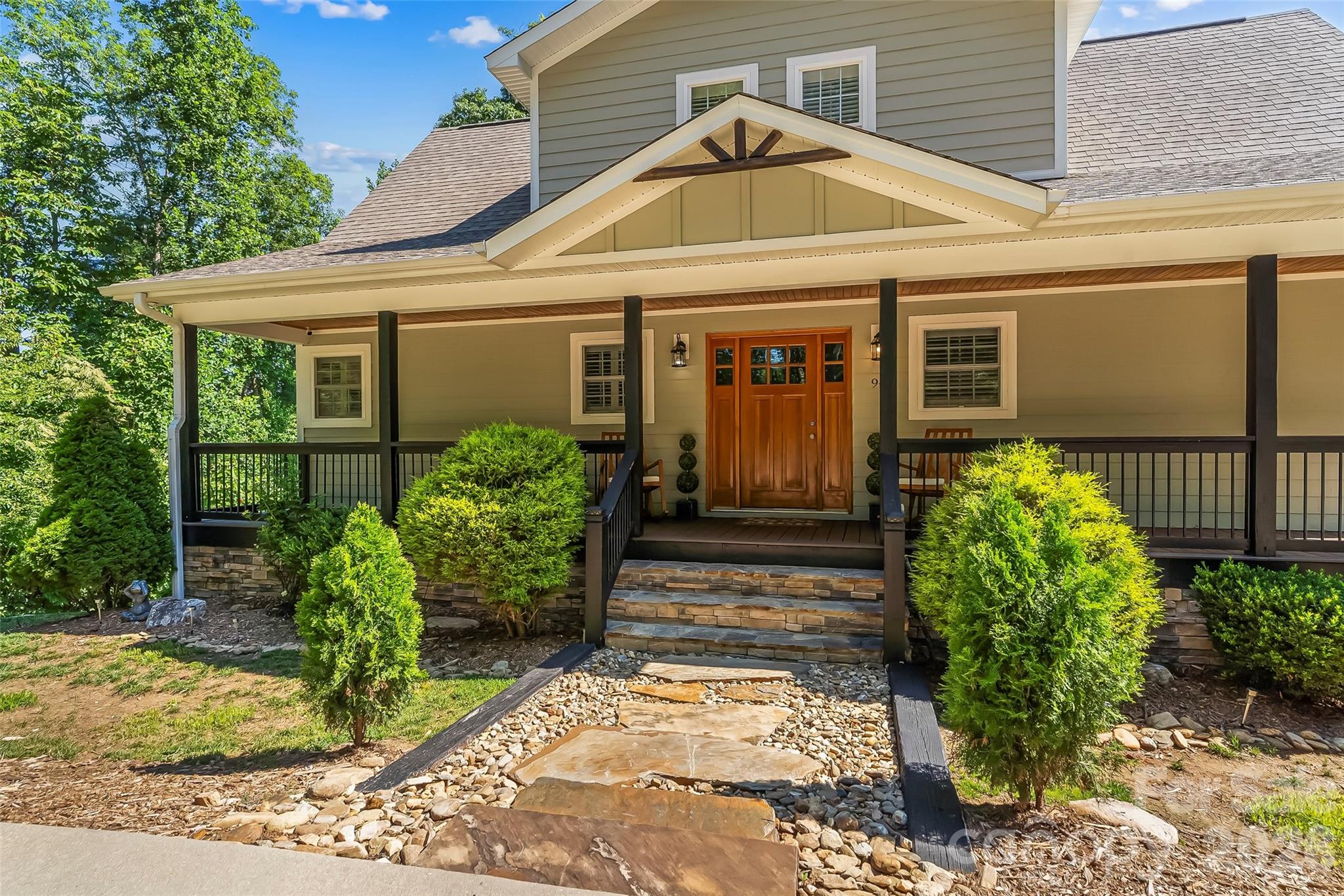 94 S Fairway Drive — Nebo