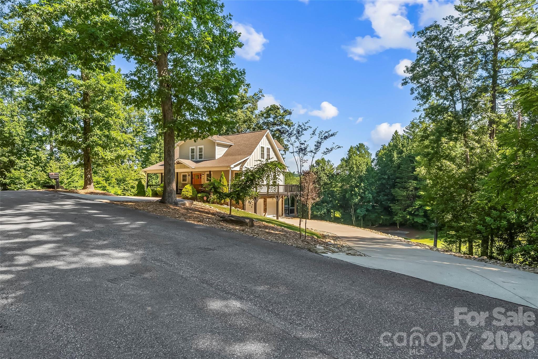 94 S Fairway Drive — Nebo