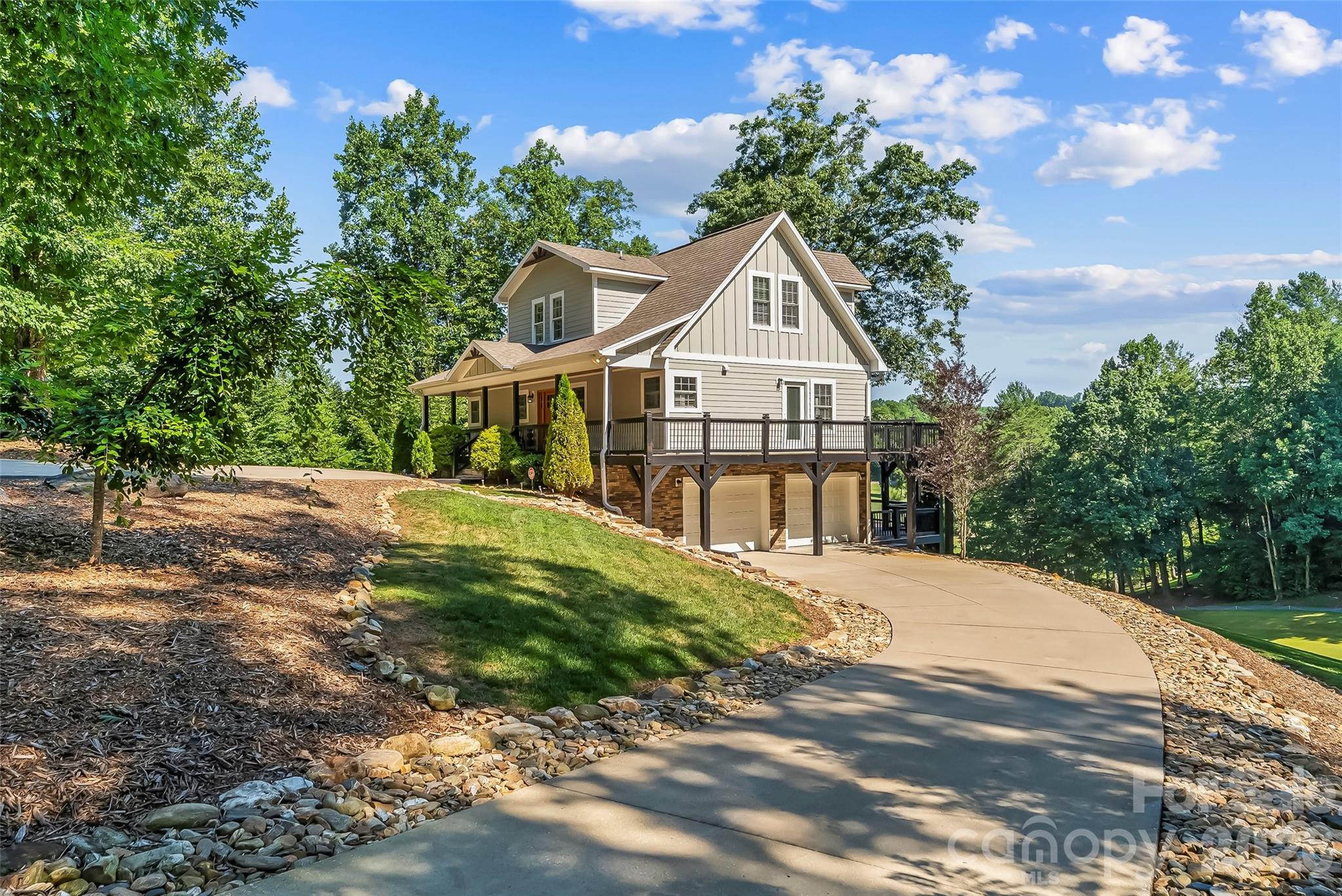 94 S Fairway Drive — Nebo