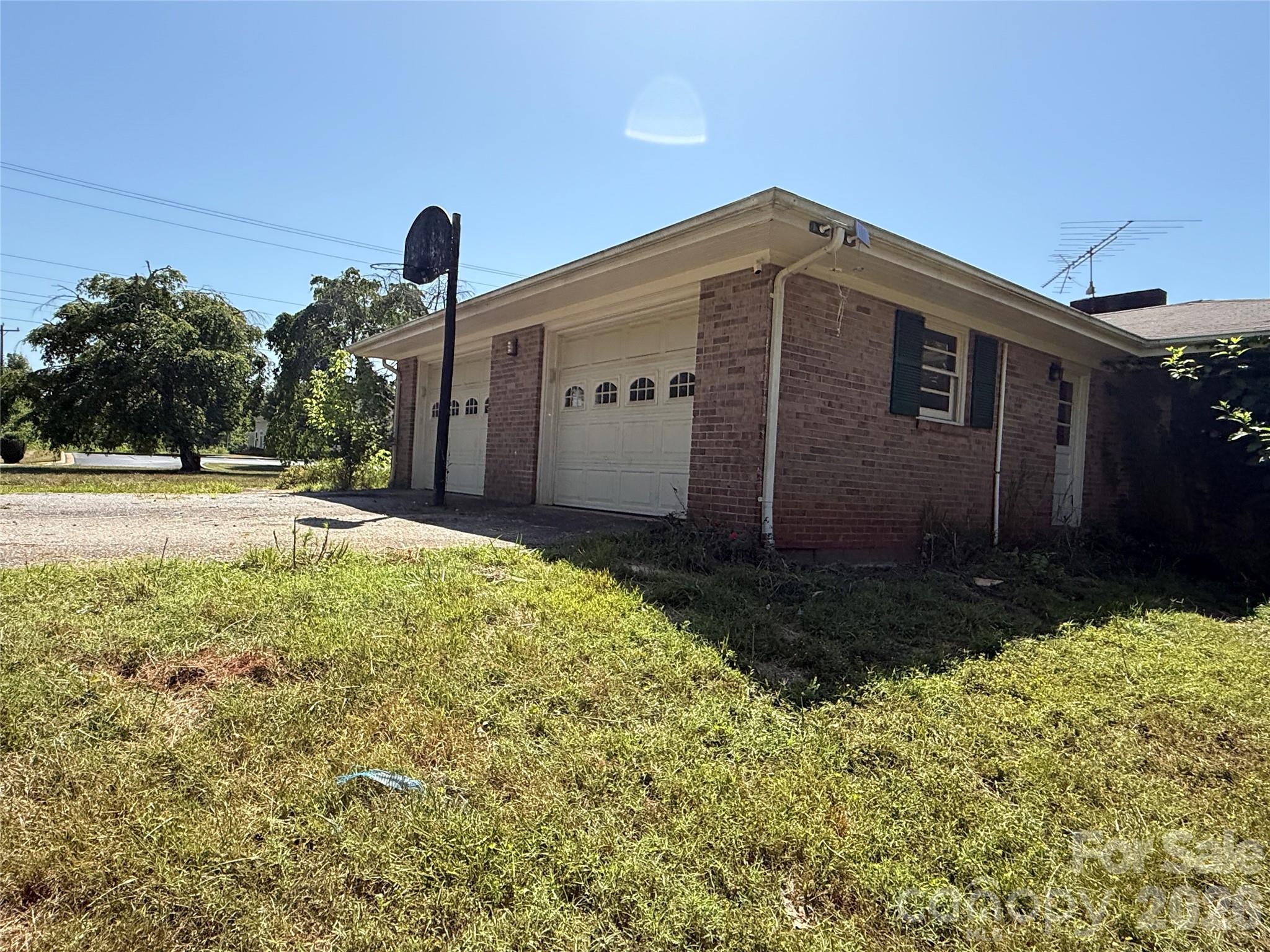 649 Curtis Bridge Road — North Wilkesboro