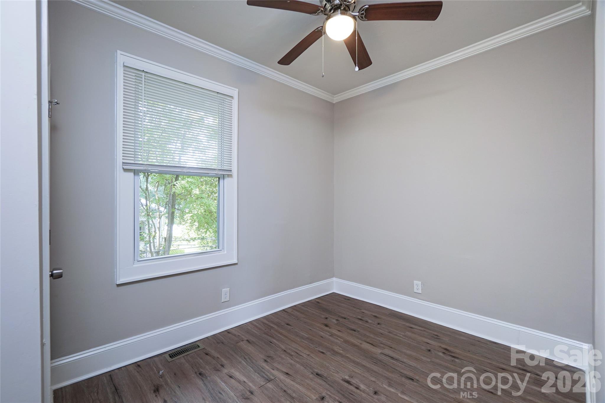 1113 W 5th Avenue — Gastonia