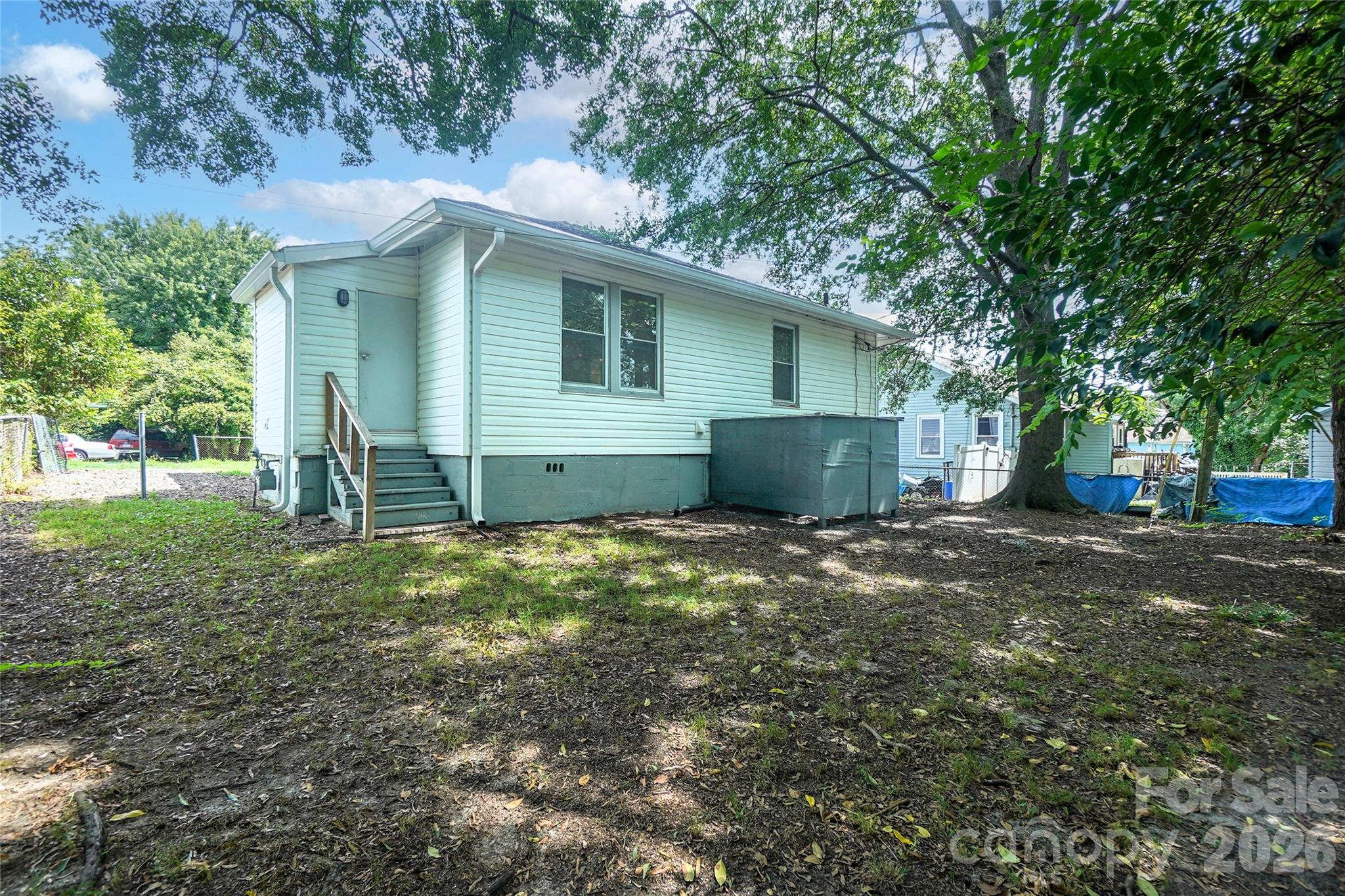 1113 W 5th Avenue — Gastonia