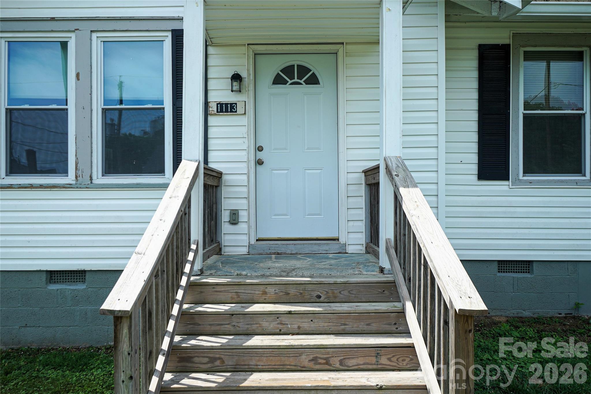 1113 W 5th Avenue — Gastonia