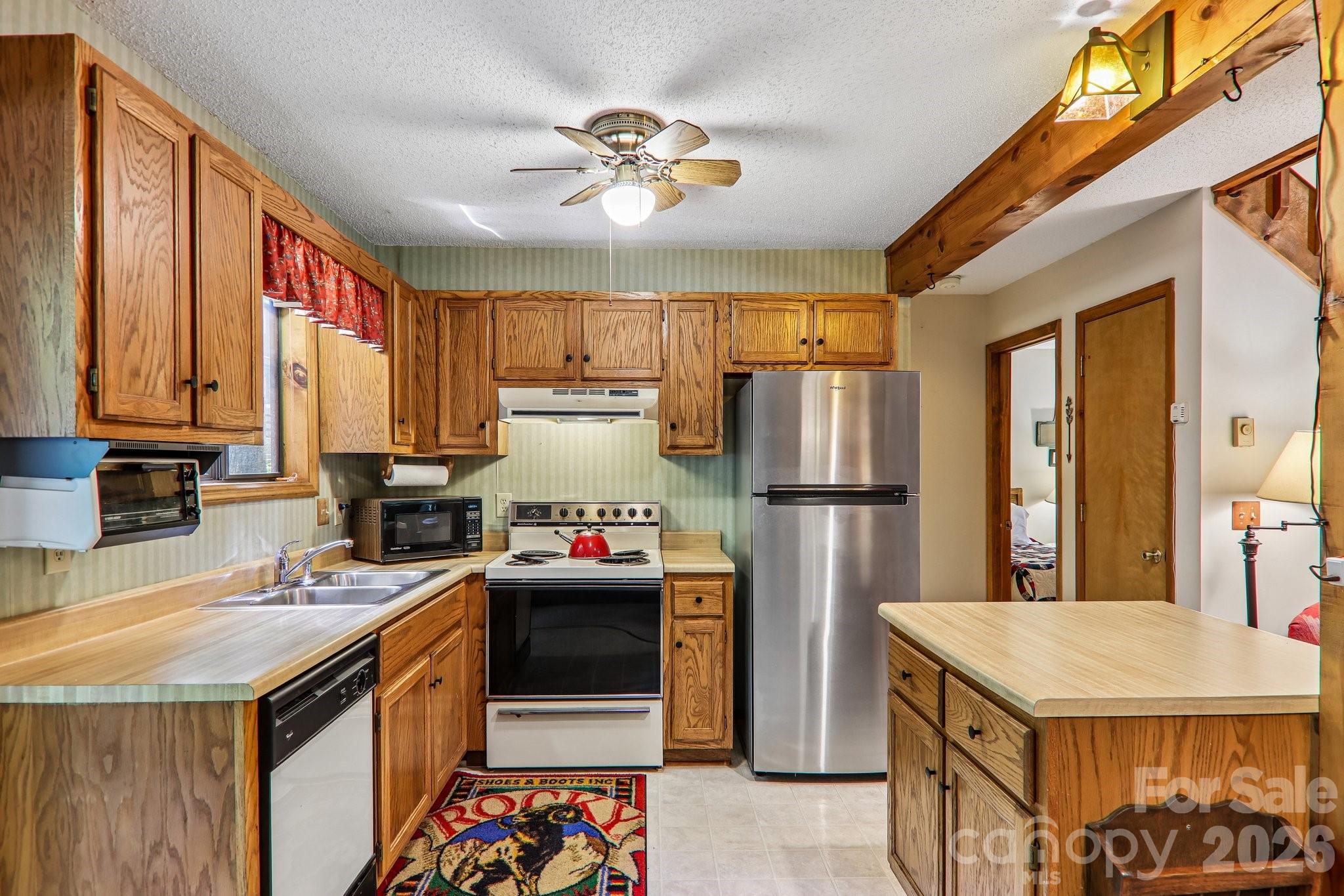 13 Lisa Lane — Maggie Valley