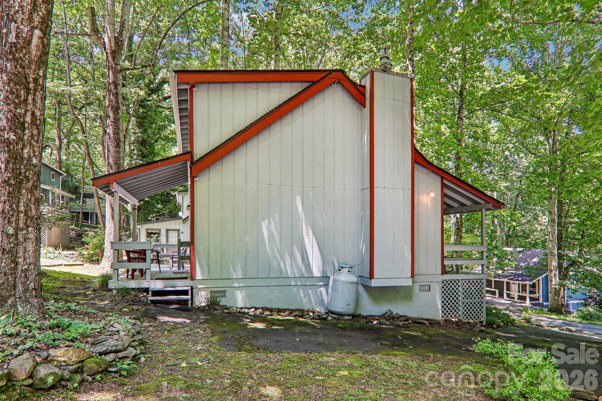 13 Lisa Lane — Maggie Valley