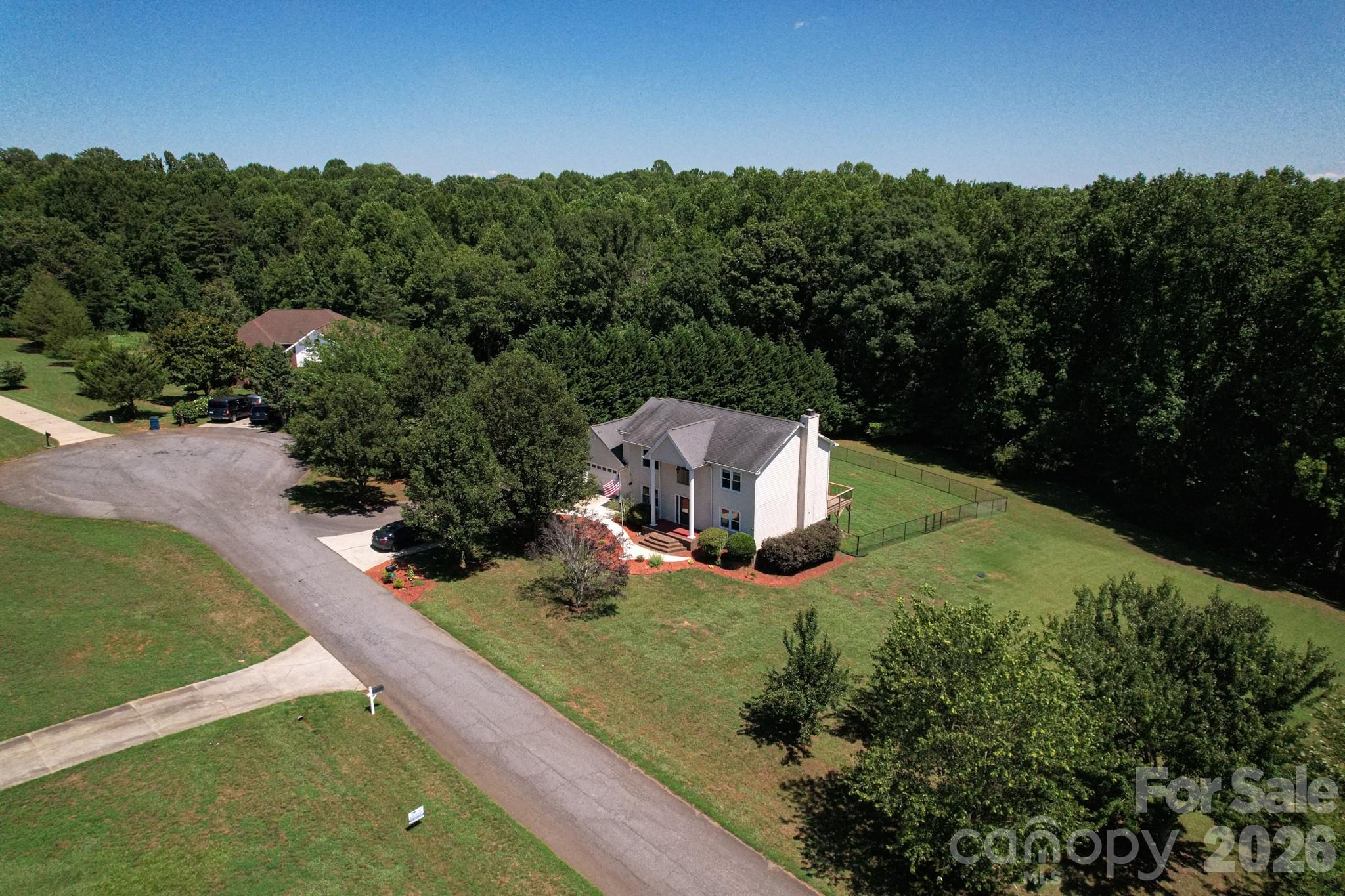 6567 Keeneland Trail — Vale