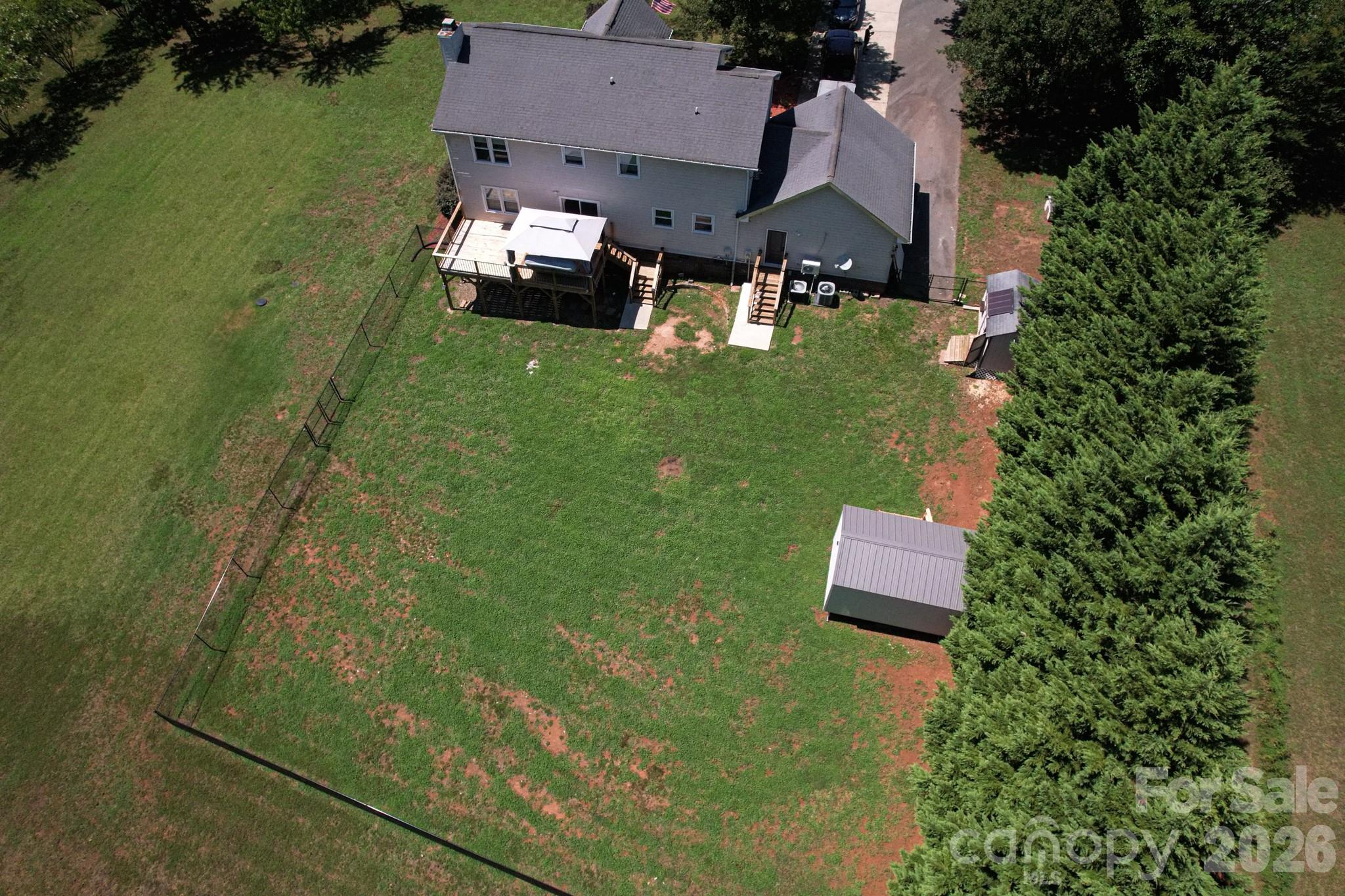 6567 Keeneland Trail — Vale