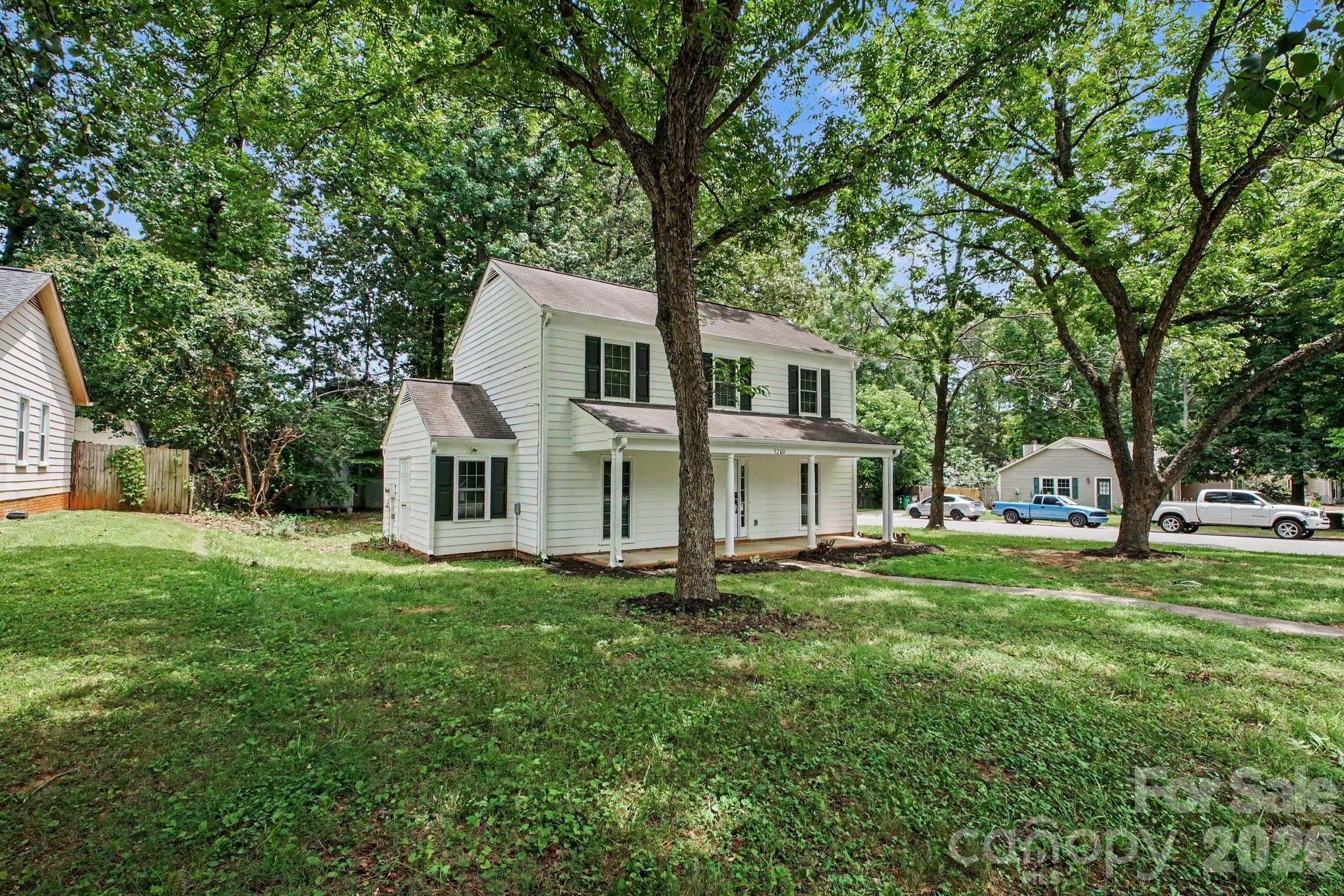 5200 Birchbark Lane — Charlotte