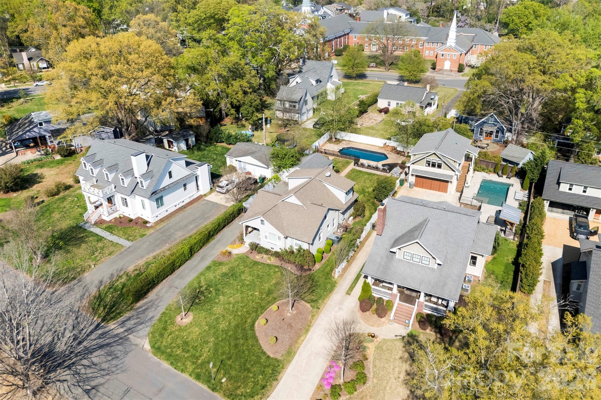 2017 Wilhelmina Avenue — Charlotte