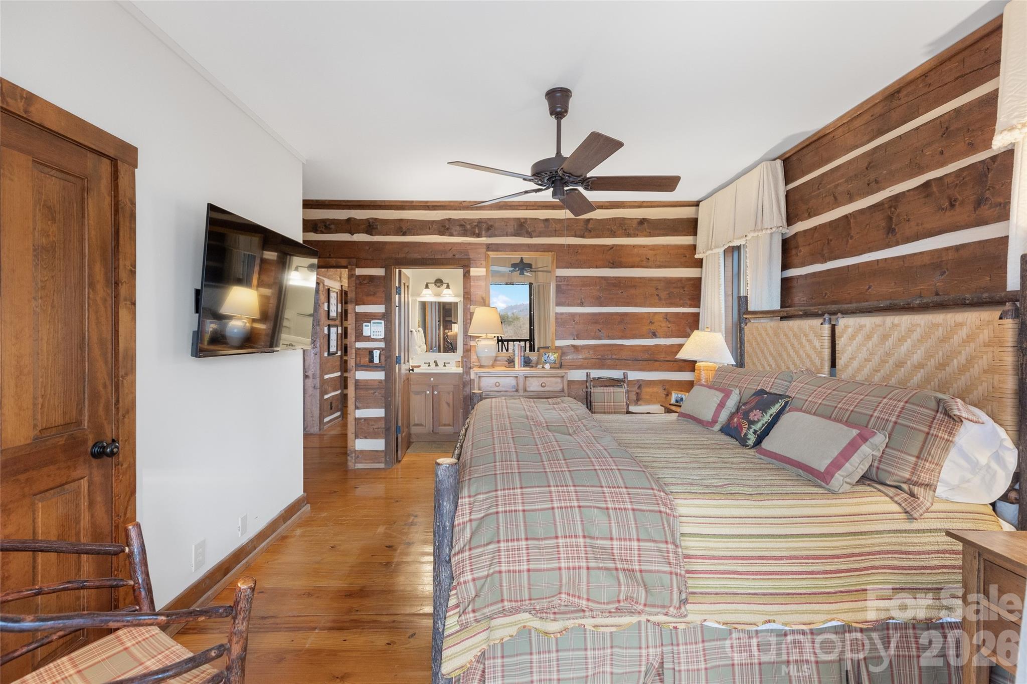 1213 Lost Valley Road — Scaly Mountain