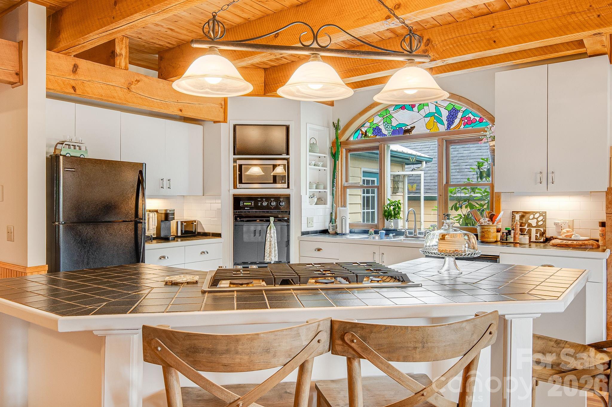 200 Black Hawk Trail — Waynesville