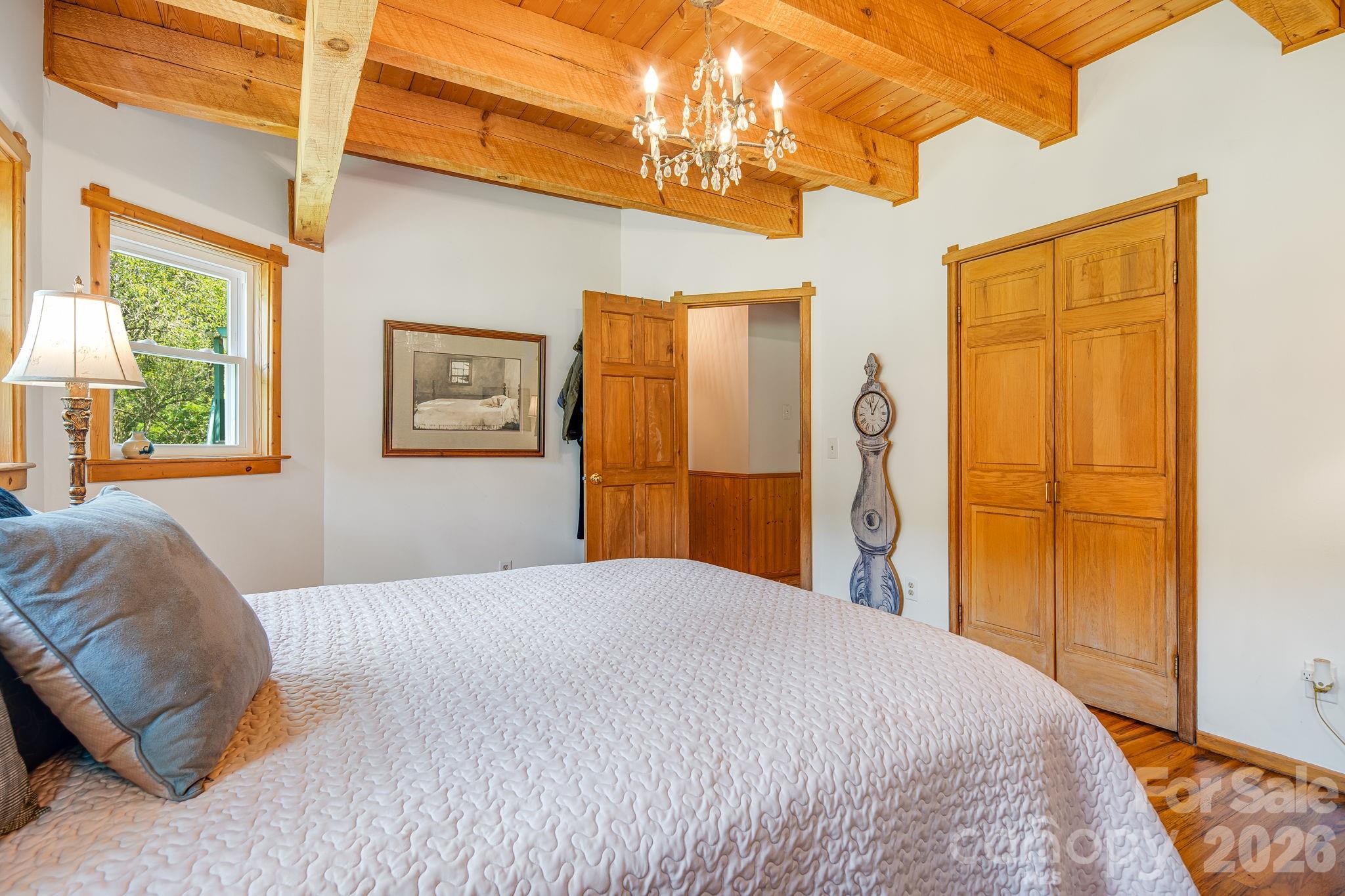 200 Black Hawk Trail — Waynesville
