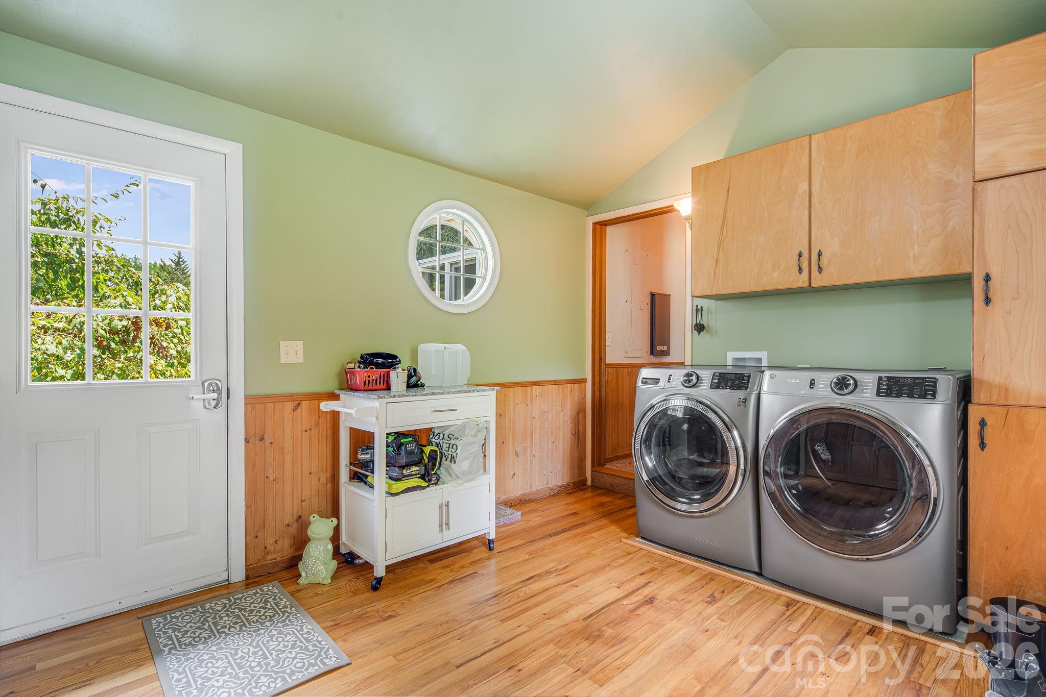 200 Black Hawk Trail — Waynesville