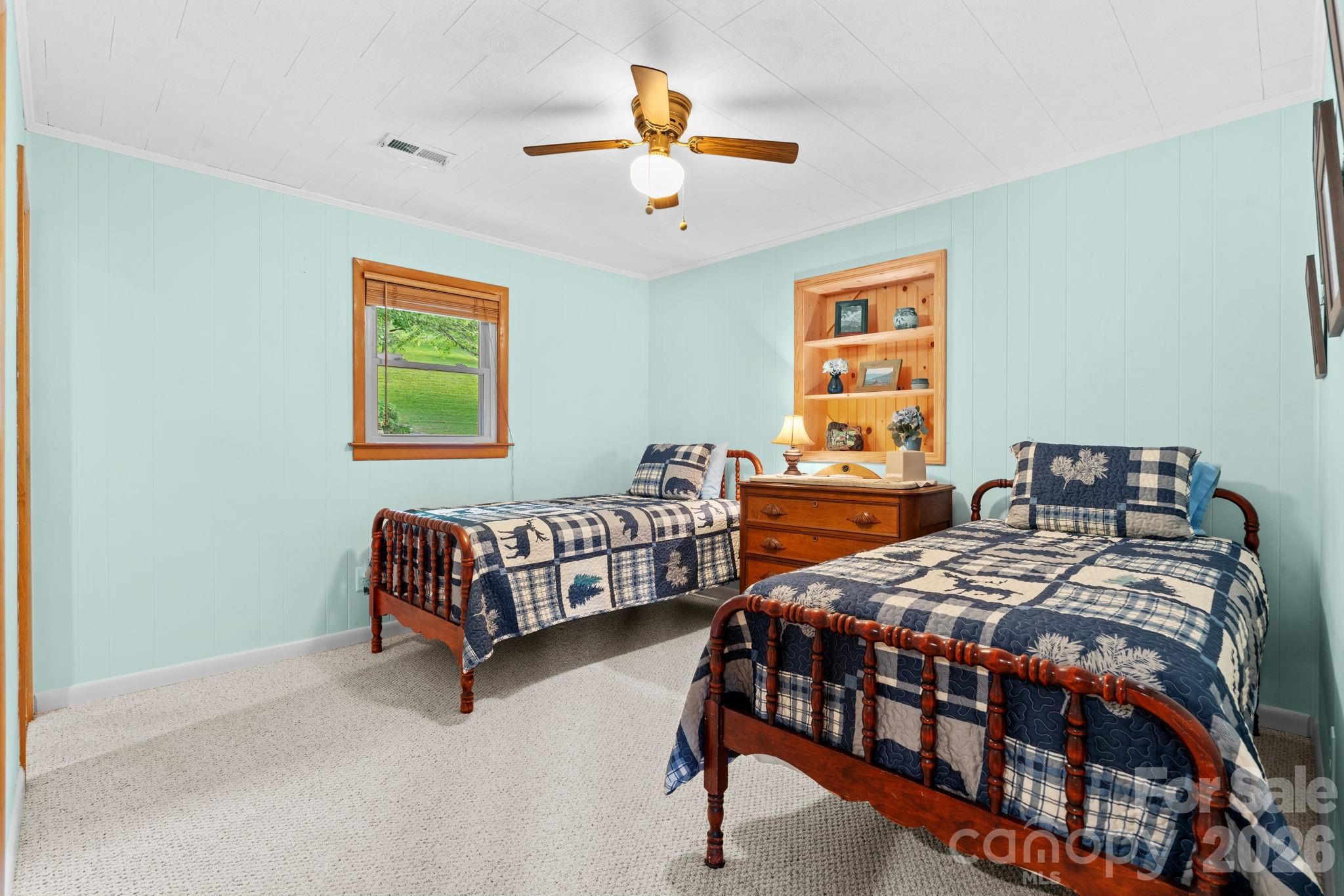 1013 Perry Road — West Jefferson