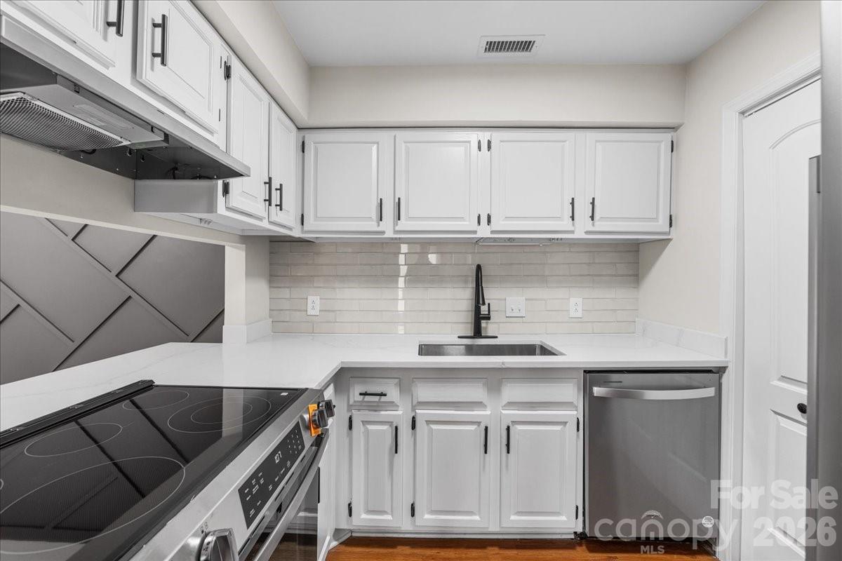 1612 Sharon Road W #70 — Charlotte