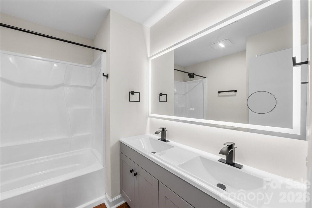 1612 Sharon Road W #70 — Charlotte