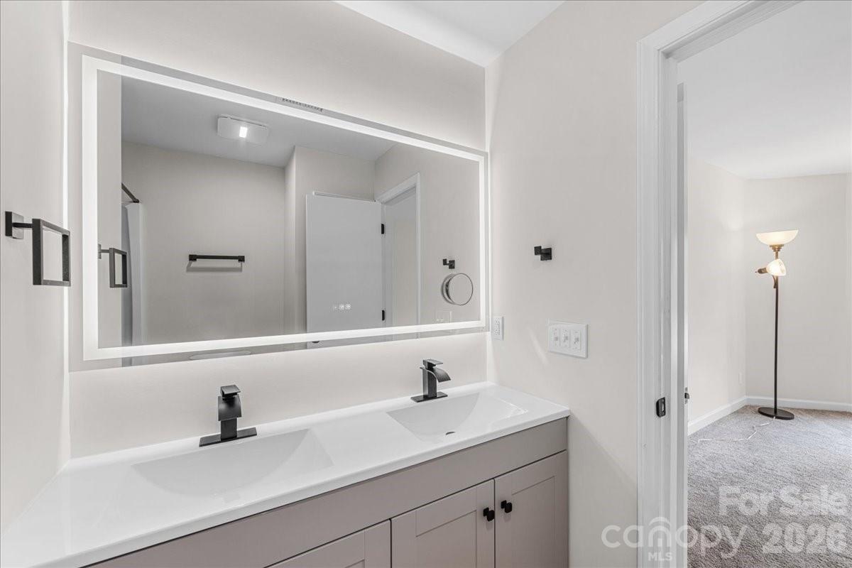 1612 Sharon Road W #70 — Charlotte