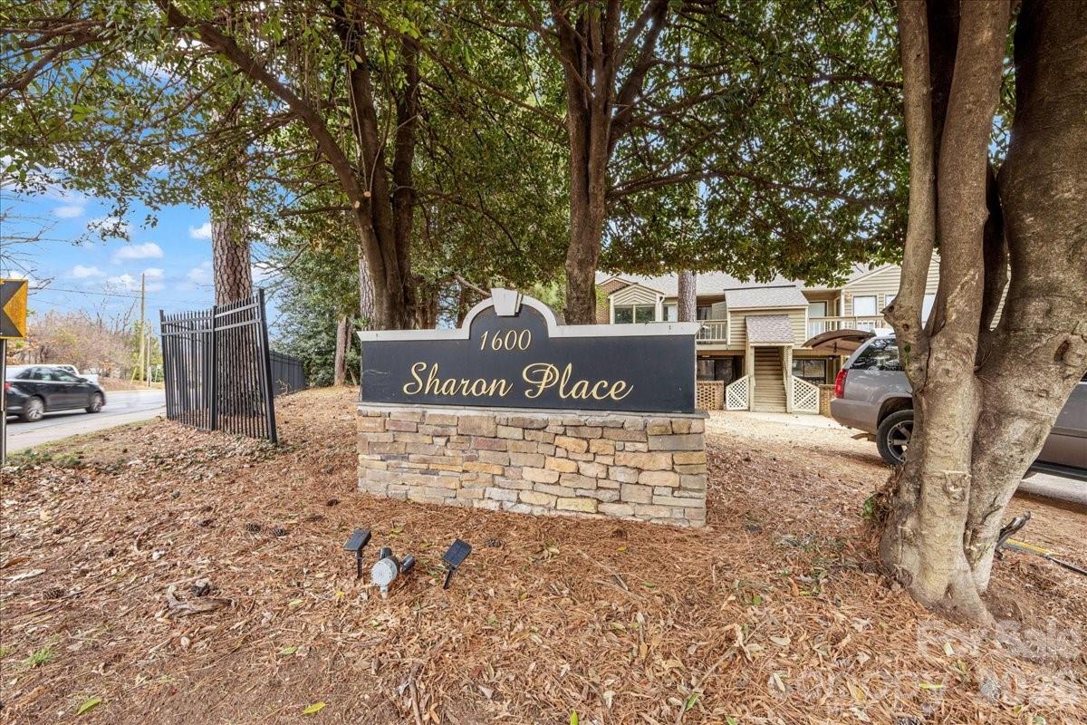 1612 Sharon Road W #70 — Charlotte