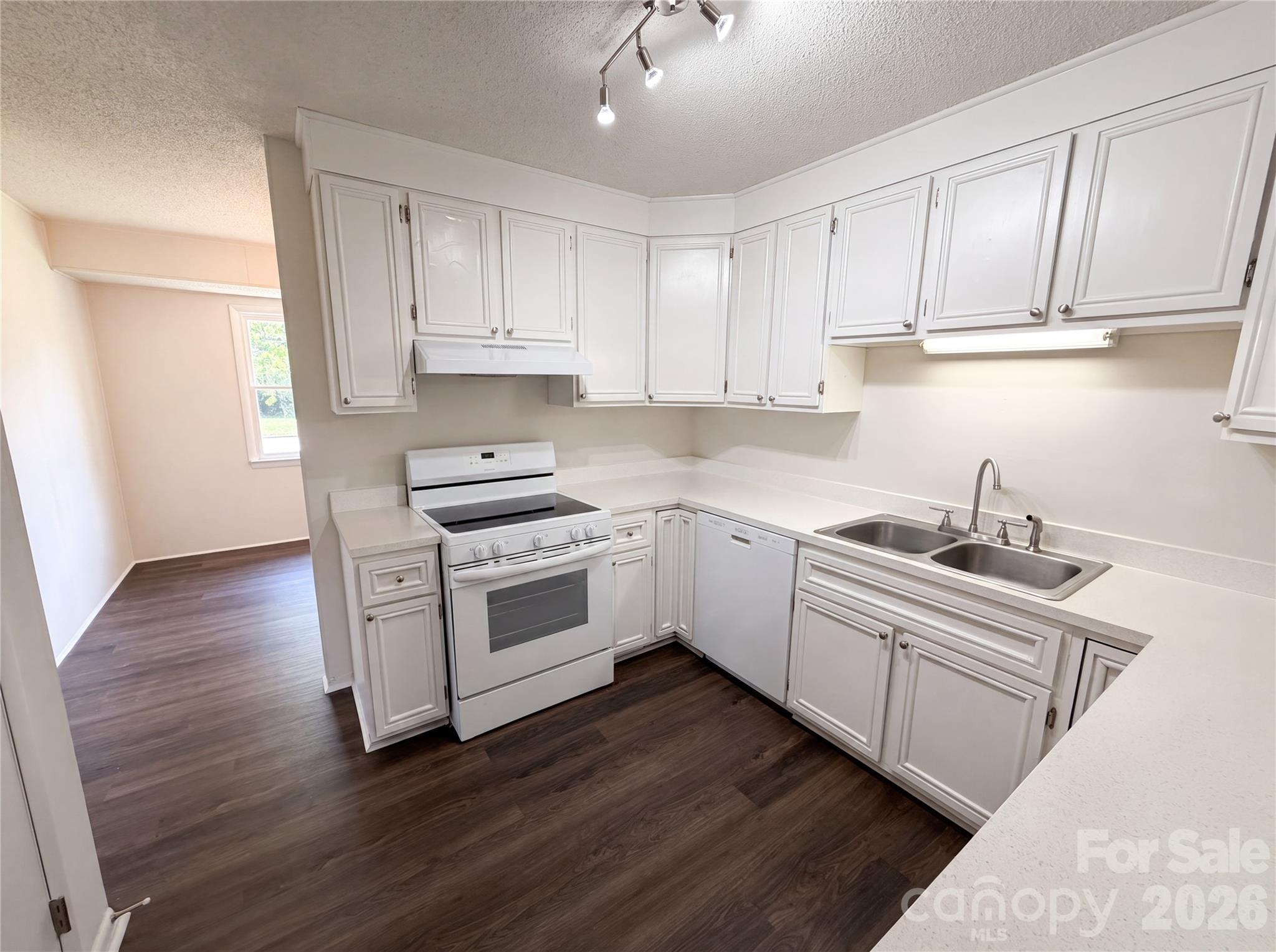 1034 Buckingham Avenue — Gastonia