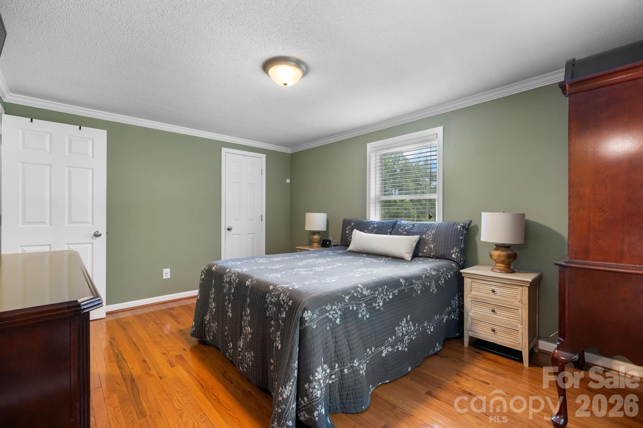 4091 Little Mountain Road — Newton