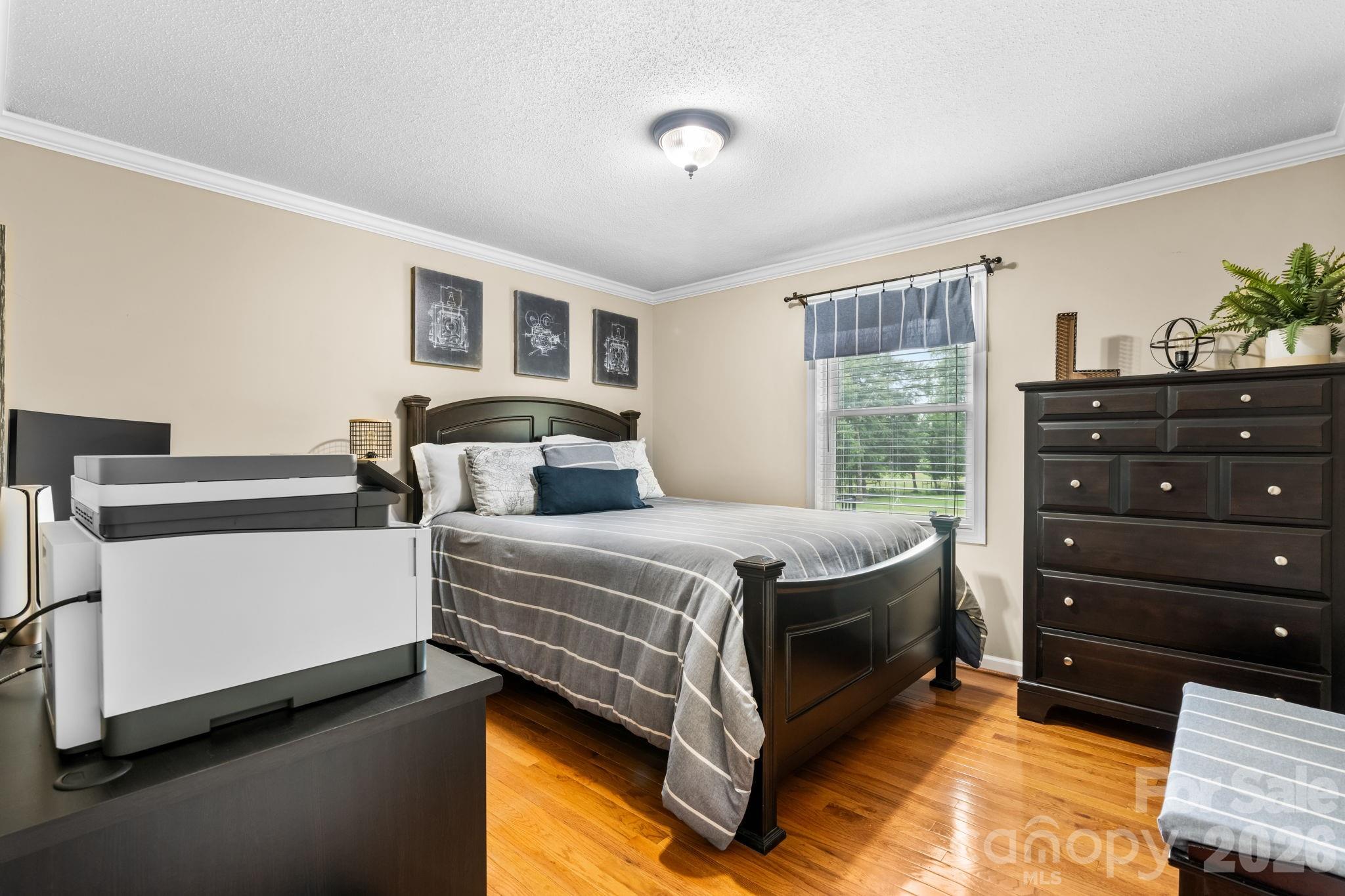 4091 Little Mountain Road — Newton