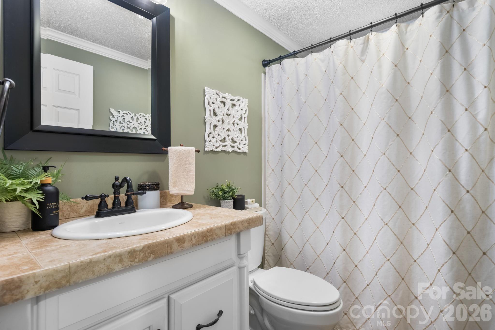 4091 Little Mountain Road — Newton