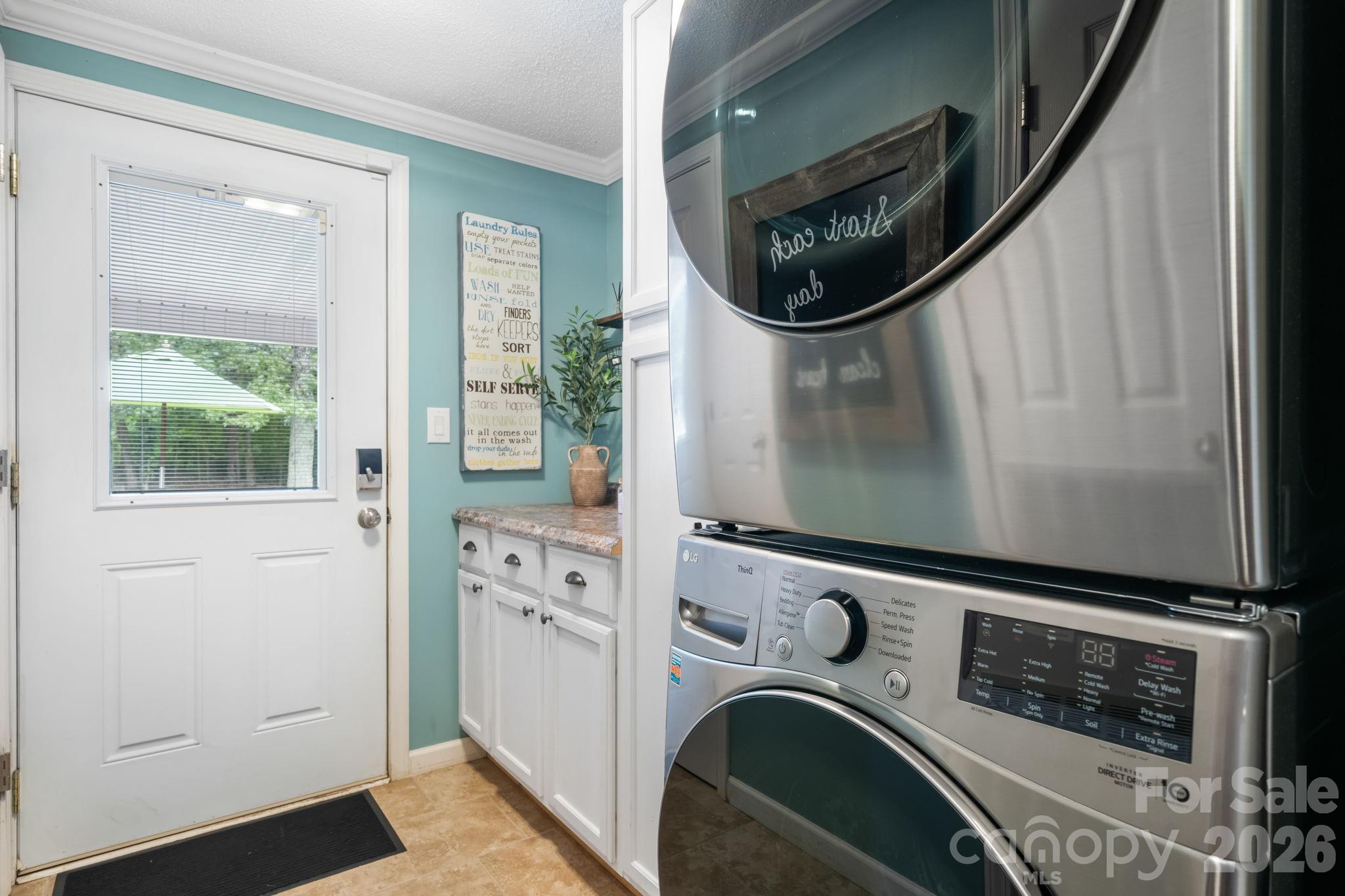 4091 Little Mountain Road — Newton