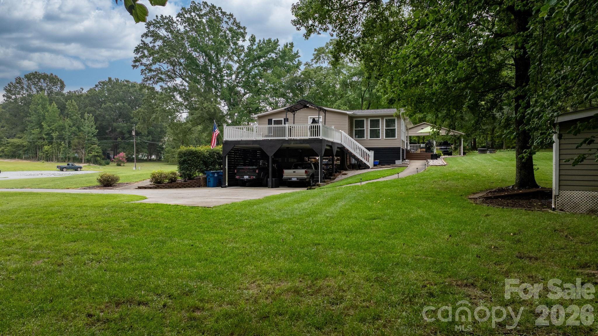 4091 Little Mountain Road — Newton