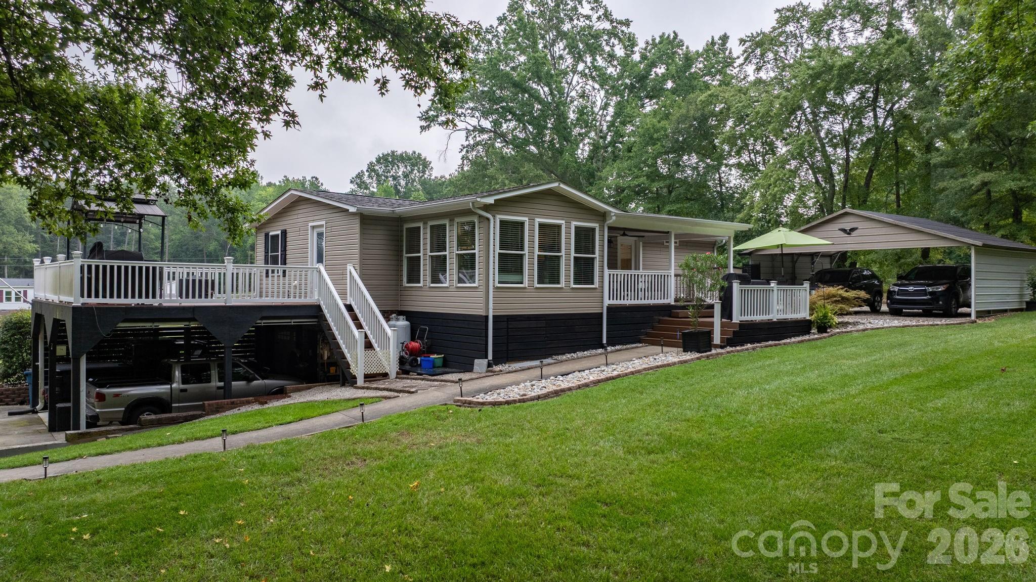 4091 Little Mountain Road — Newton