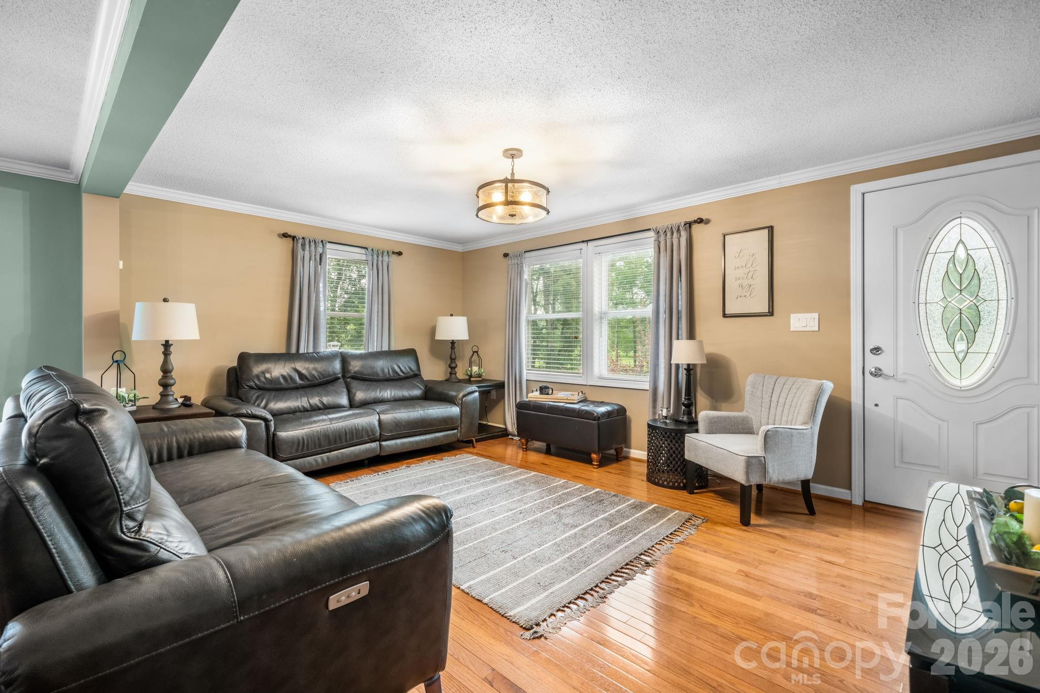 4091 Little Mountain Road — Newton